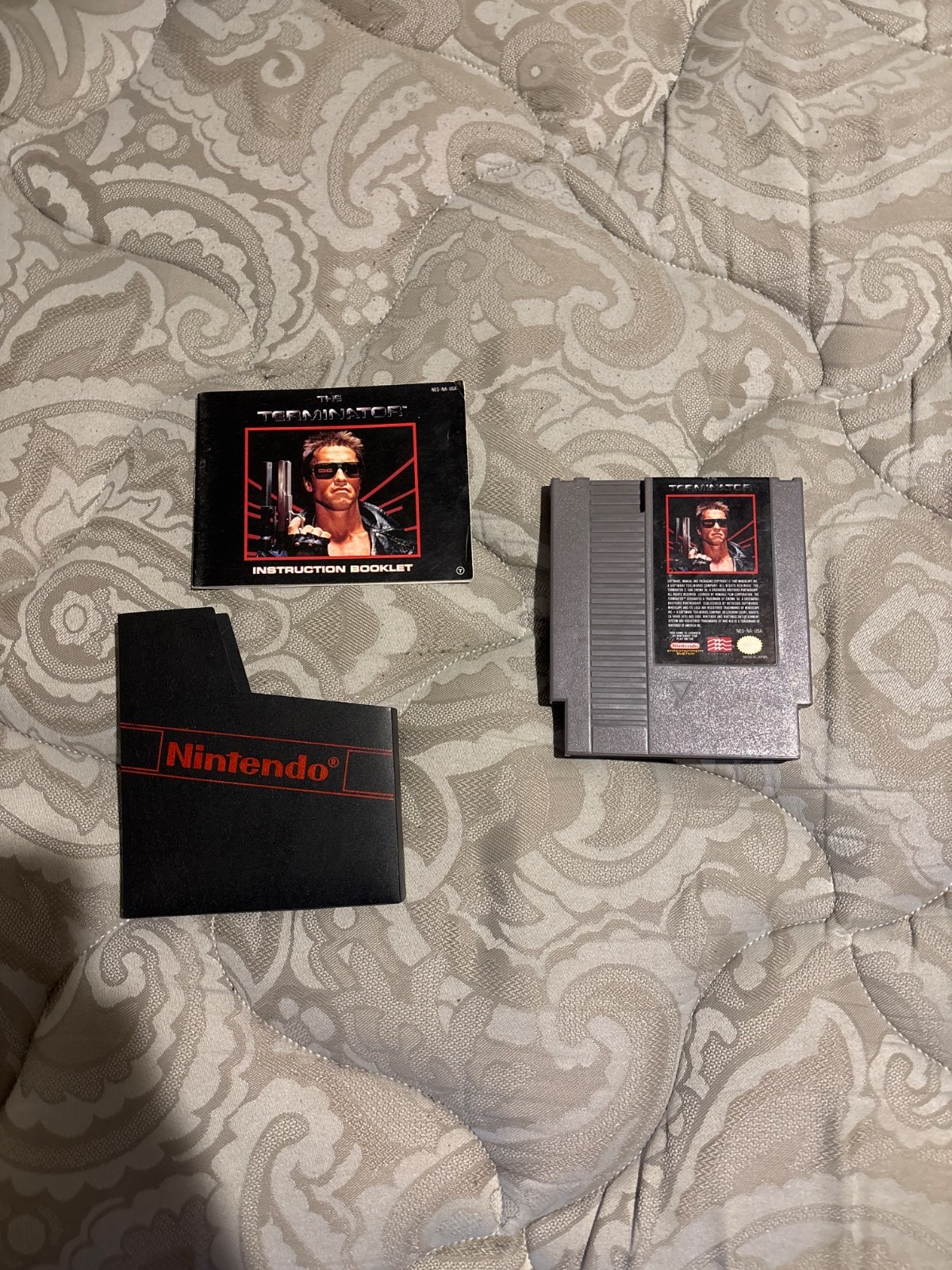 The terminator nes with Manuel and dust sleeve