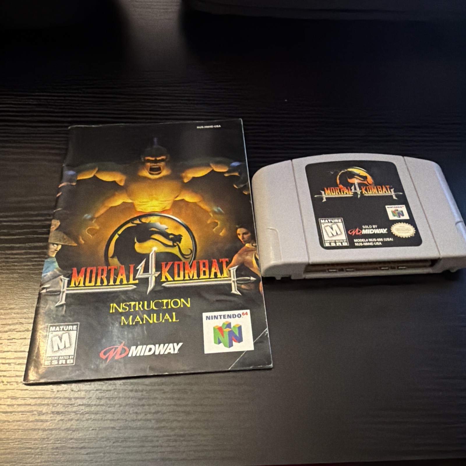 Mortal Kombat 4 Nintendo 64 N64 Game Cartridge and manual