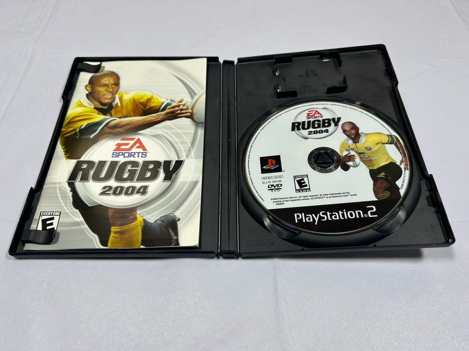 Rugby 2004 COMPLETE Black Label Sony PS2 Playstation Video Games EA Sports