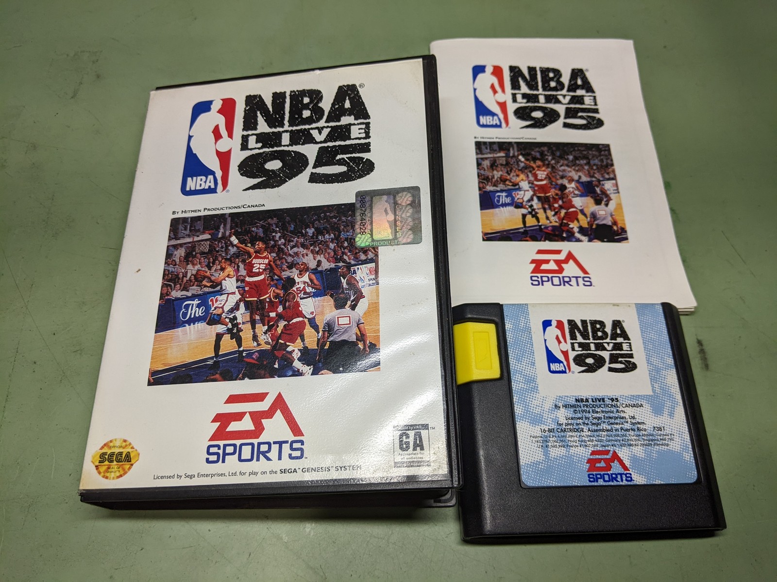NBA Action ’95 starring David Robinson Sega Genesis Complete in Box