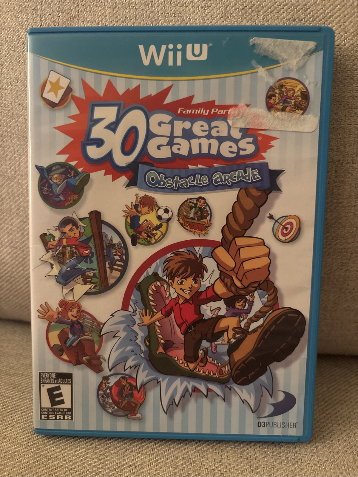 Family Party 30 Great Games Obstacle Arcade Nintendo Wii U 2012 CIB With Manual