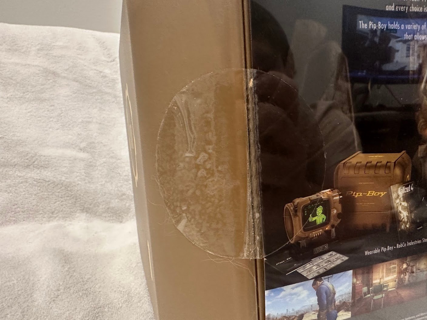 Fallout 4 (Pip-Boy Edition) (Xbox One, 2015) Brand New and Factory Sealed