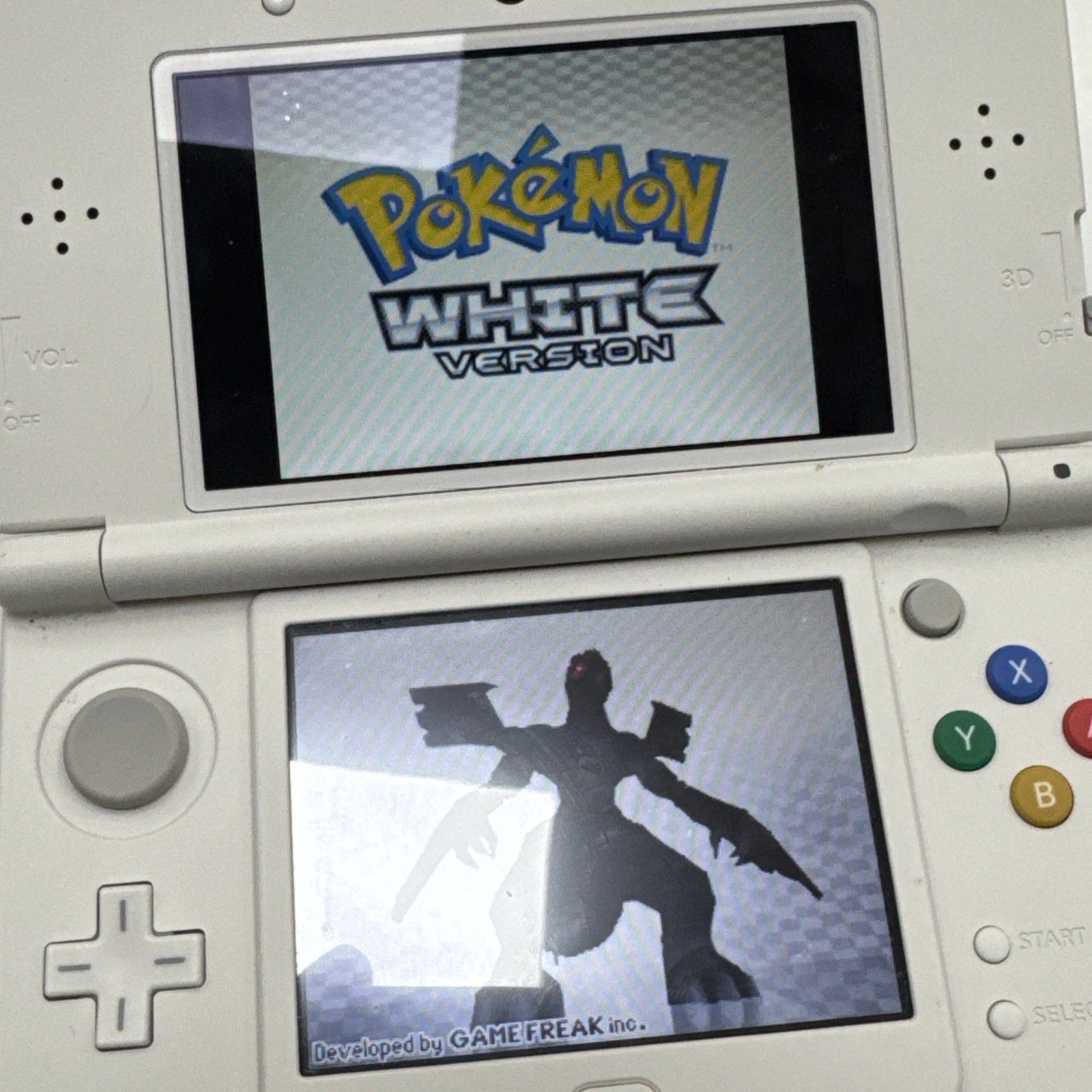 Pokemon White Version (Nintendo DS, 2011) AUTHENTIC w/Manual Tested Works