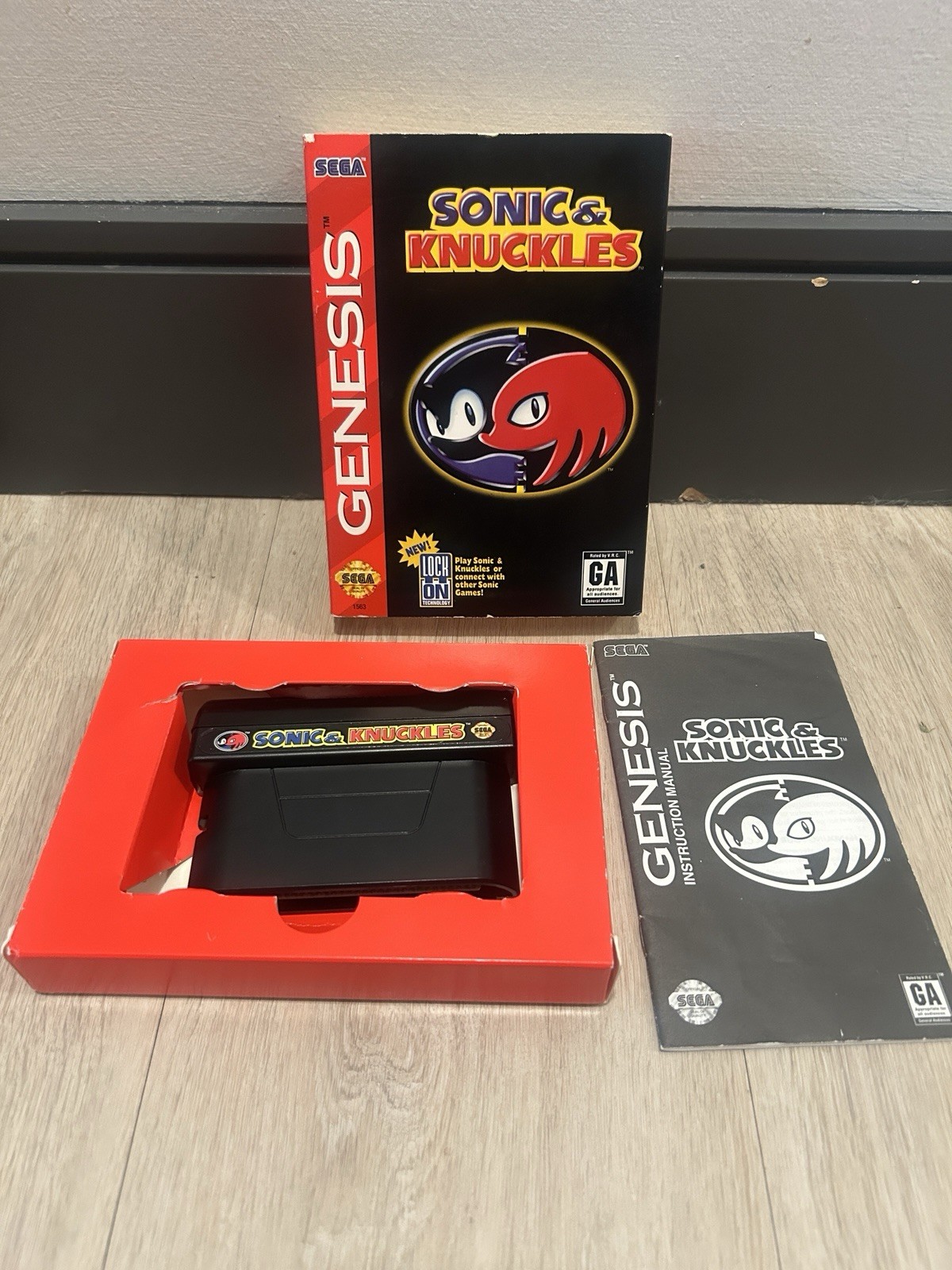 SONIC & KNUCKLES – (SEGA GENESIS, 1994) TESTED + COMPLETE IN BOX CIB
