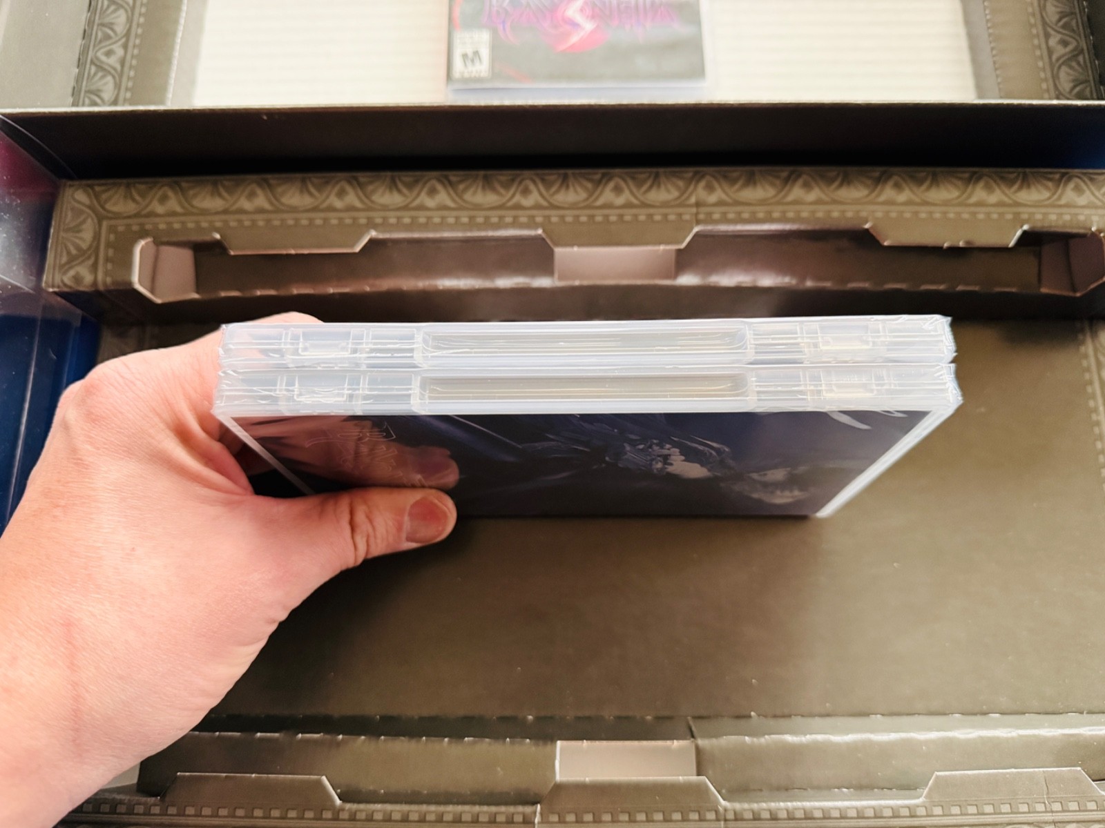 Bayonetta 3 Trinity Masquerade Edition Nintendo Switch with FREE BOX PROTECTOR !