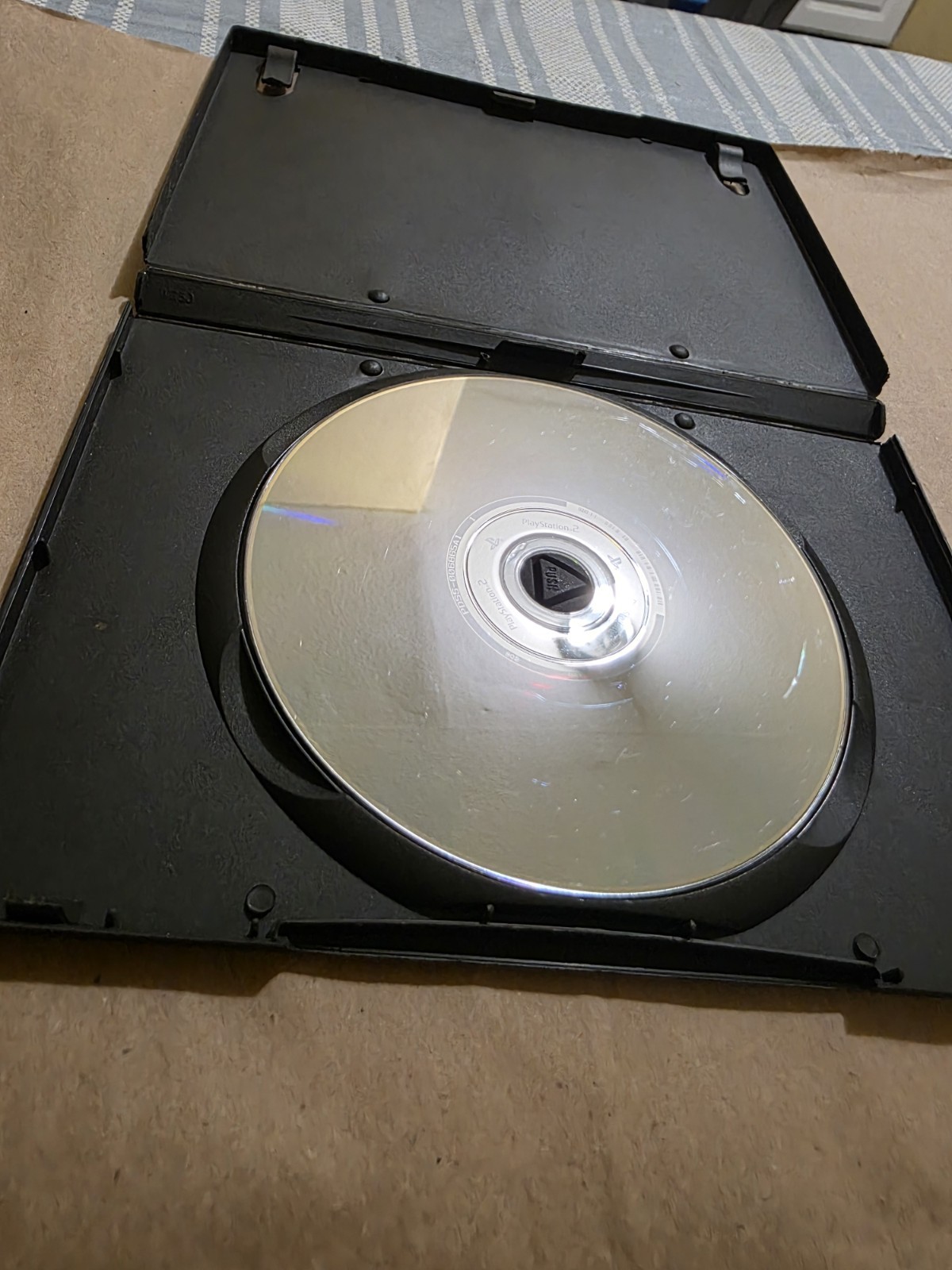 The Suffering Loose Disk Sony PlayStation 2 2004 Midway M Mature NTSC-U/C