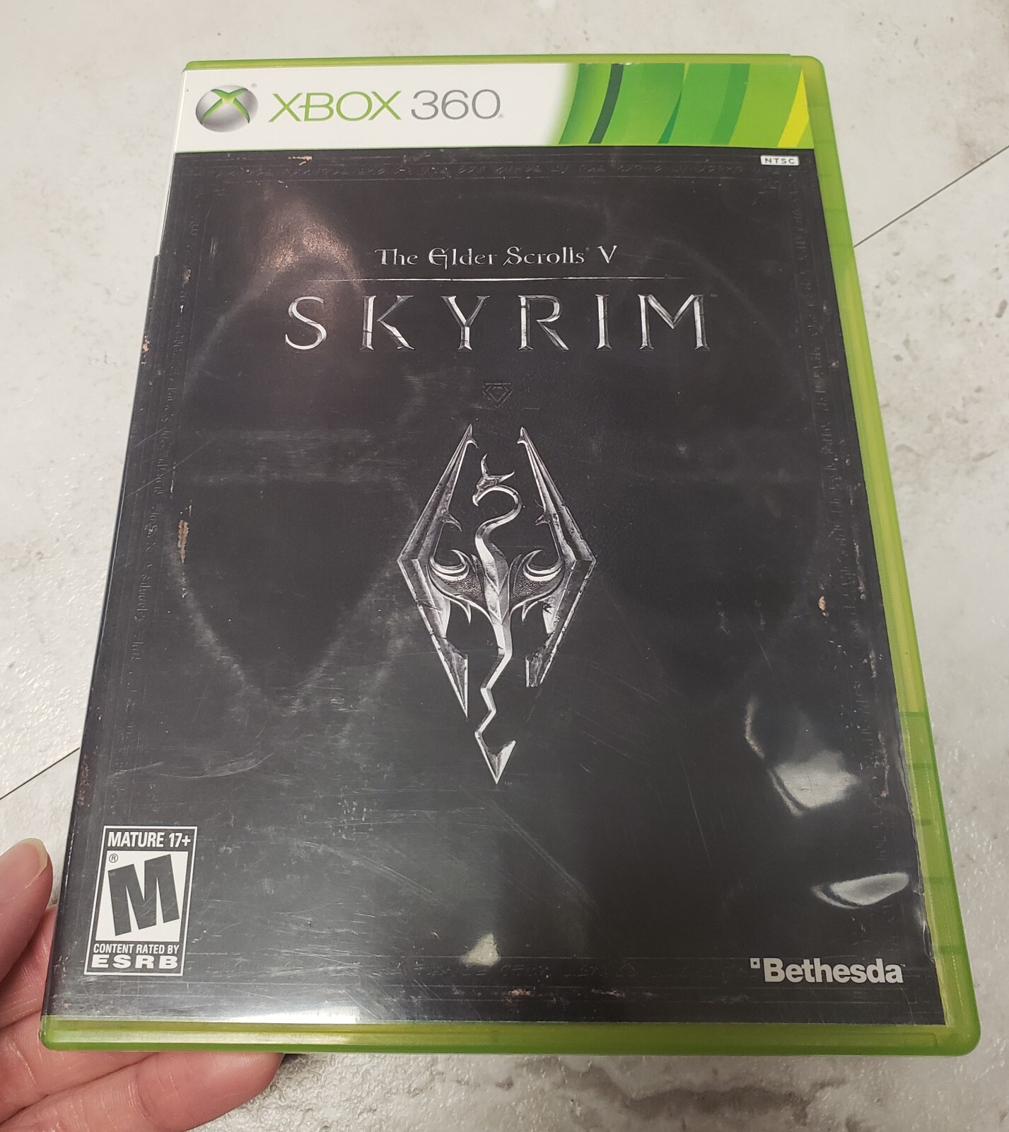 XBOX 360 The Elder Scrolls V Skyrim with Map by Bethesda Rated M-Mature 17+