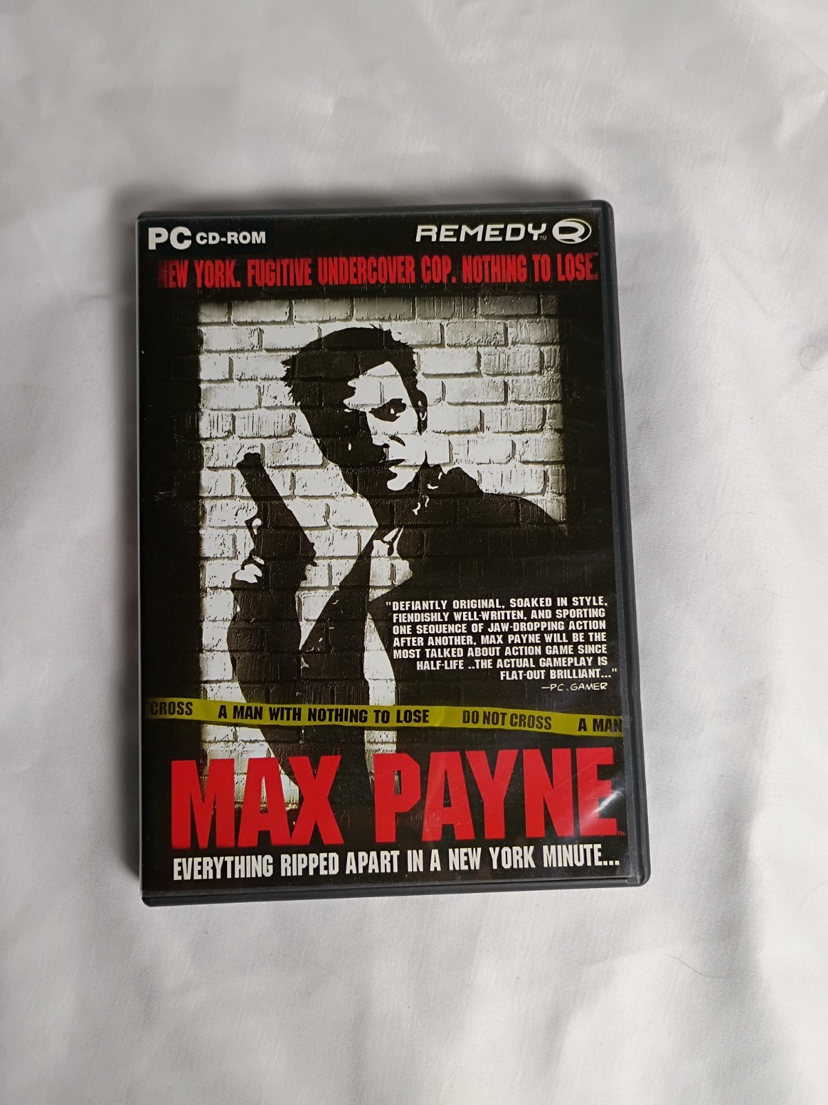 Max Payne PC CD ROM Game (2001) Complete With Manual – Action, Shooter