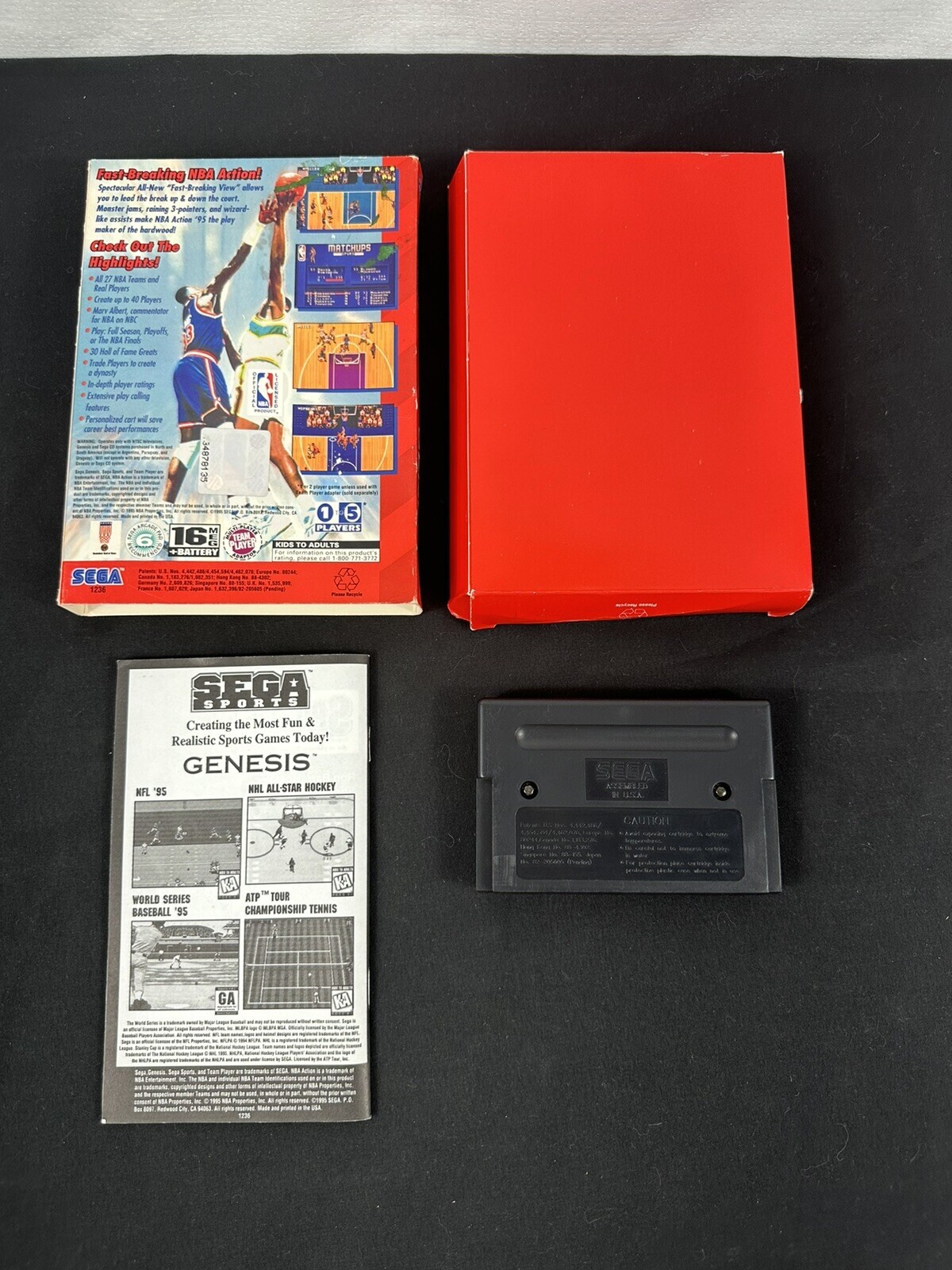 NBA Action 95 Starring David Robinson – Sega Genesis Complete CIB + Manual