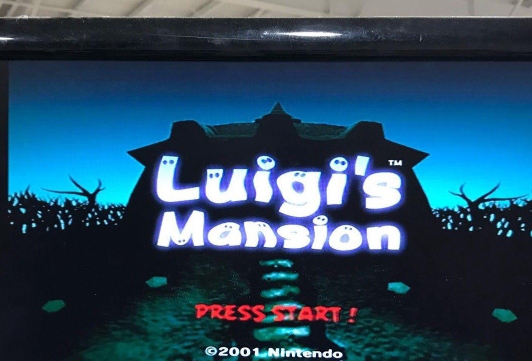Luigi’s Mansion – Player’s Choice (Nintendo GameCube, 2003)
