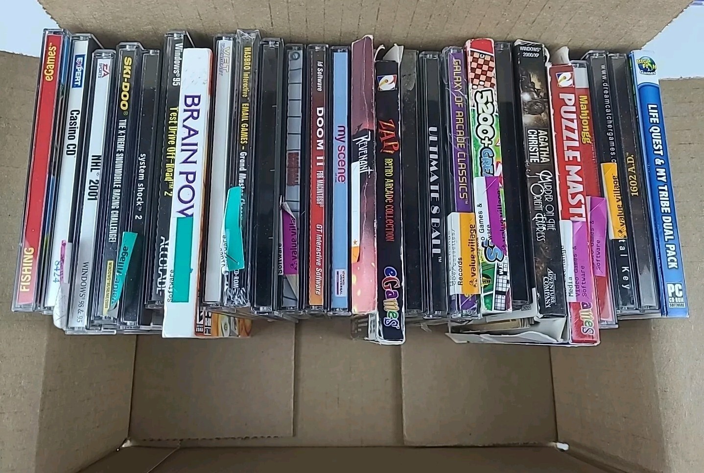 Lot Of 20+ CD-ROMS PC Games Windows Popcap Microsoft Doom Puzzles *AS IS*