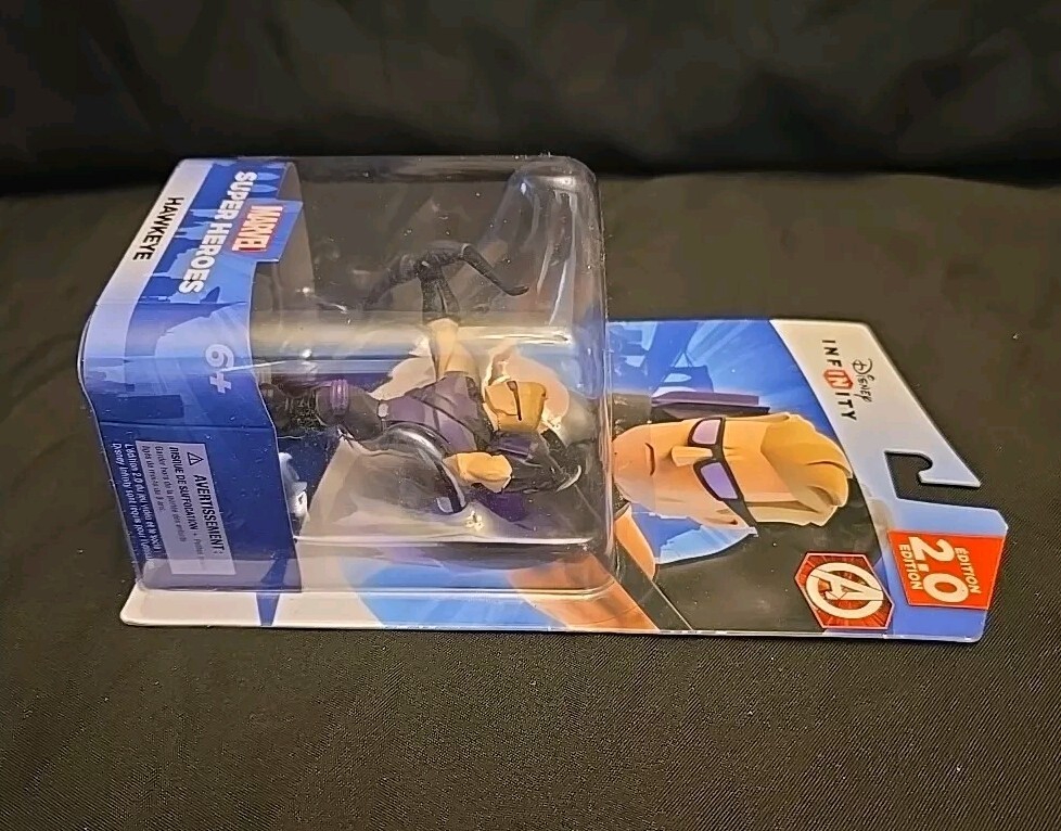 Disney Infinity 2.0 Edition Marvel Super Heroes HAWKEYE Figure New In Box Sealed