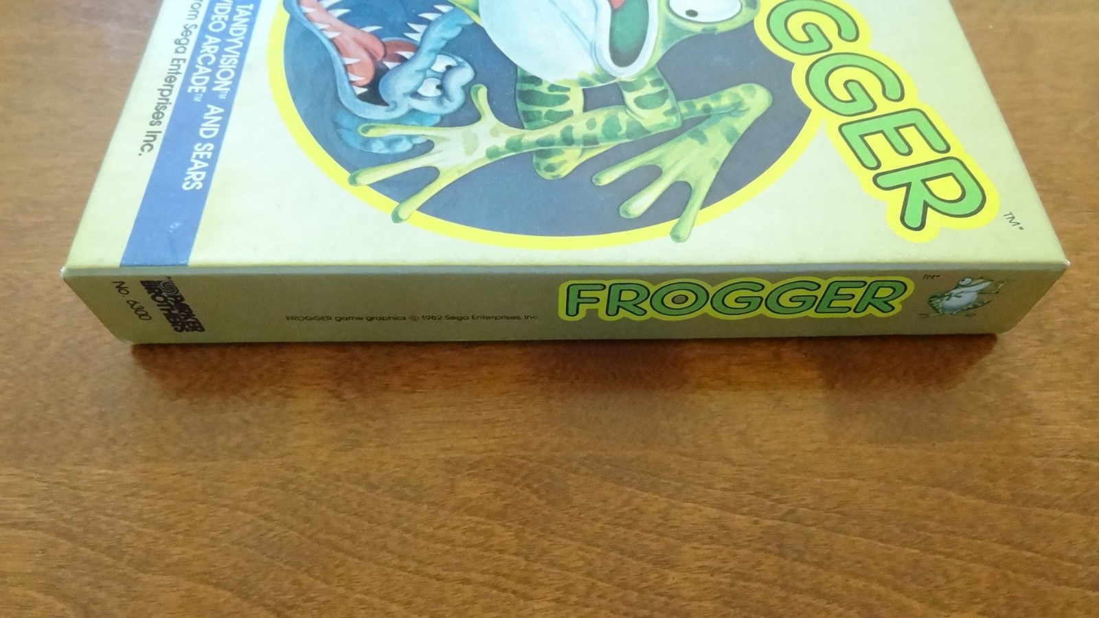 INTELLIVISION FROGGER BOXED Excellent