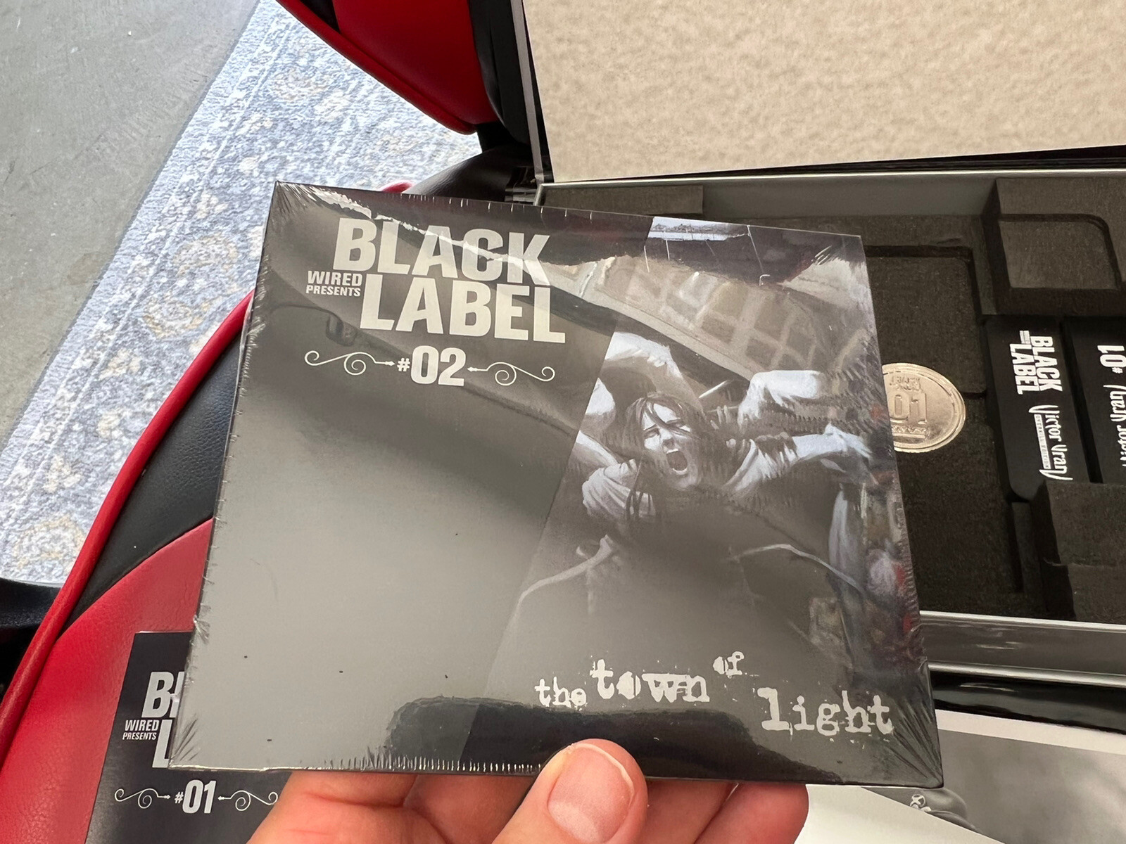 2021 Nintendo Switch Wired Presents Black Label #01 Victor Vran Overkill Edition