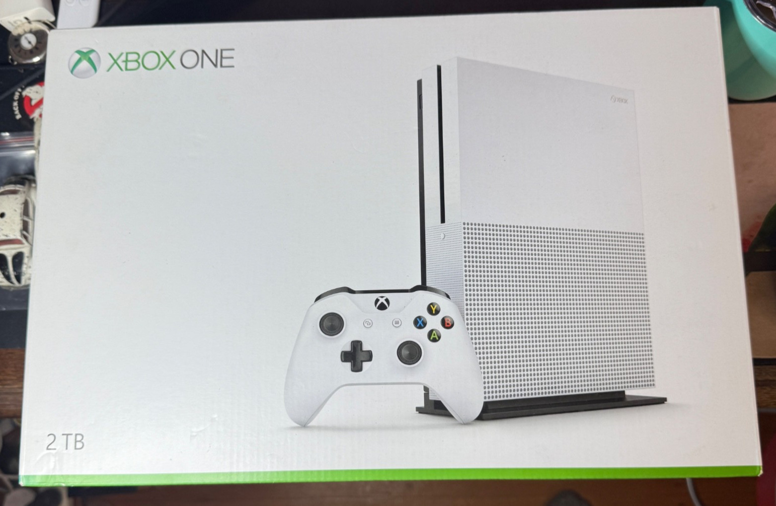 New Unopened 2016 XBOX ONE Game Console with original Receipt