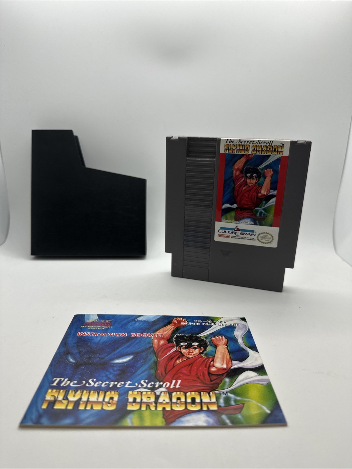 NES Nintendo – Flying Dragon The Secret Scroll w/ Manual & Dust Cover – Tested