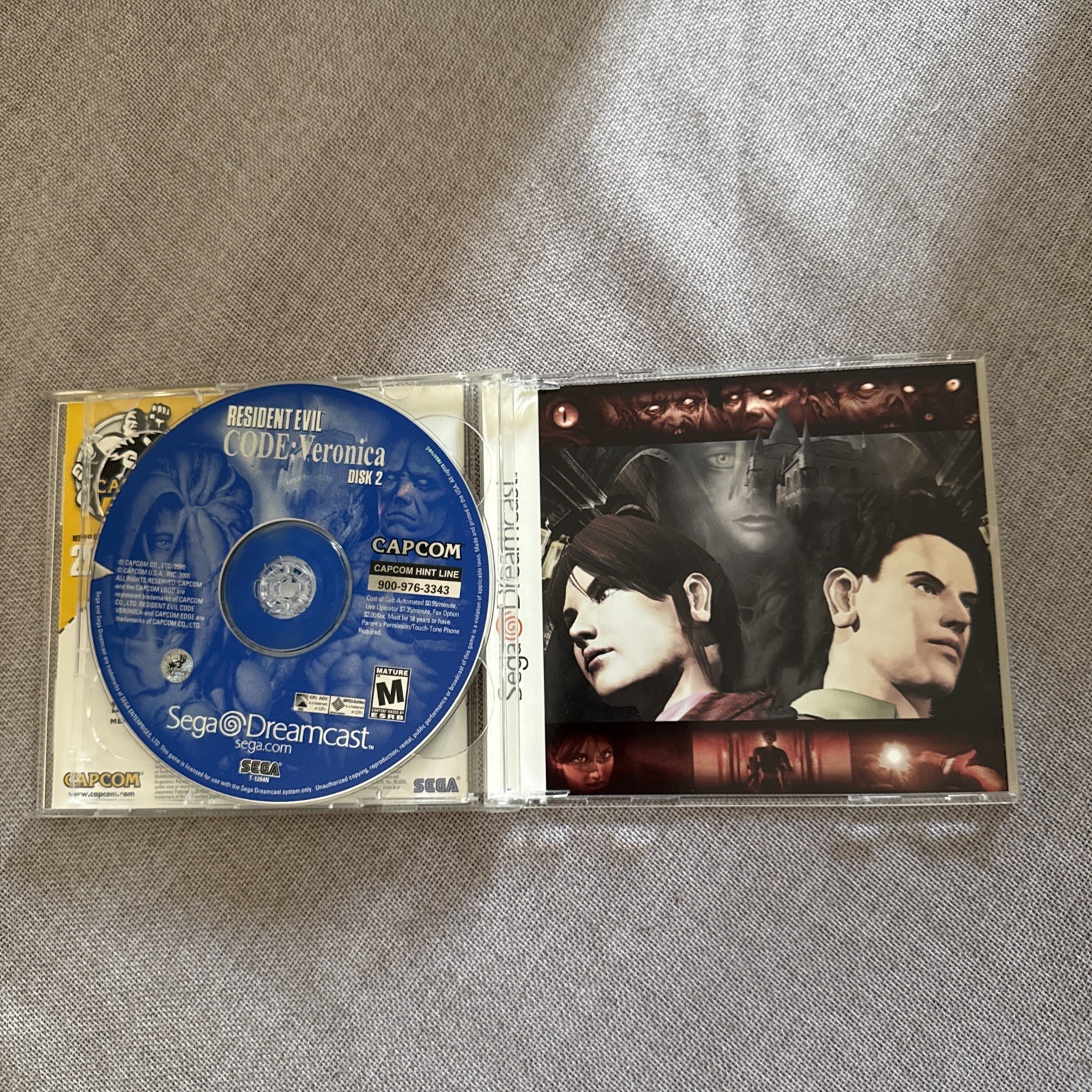 Resident Evil — CODE: Veronica (Sega Dreamcast, 2000)