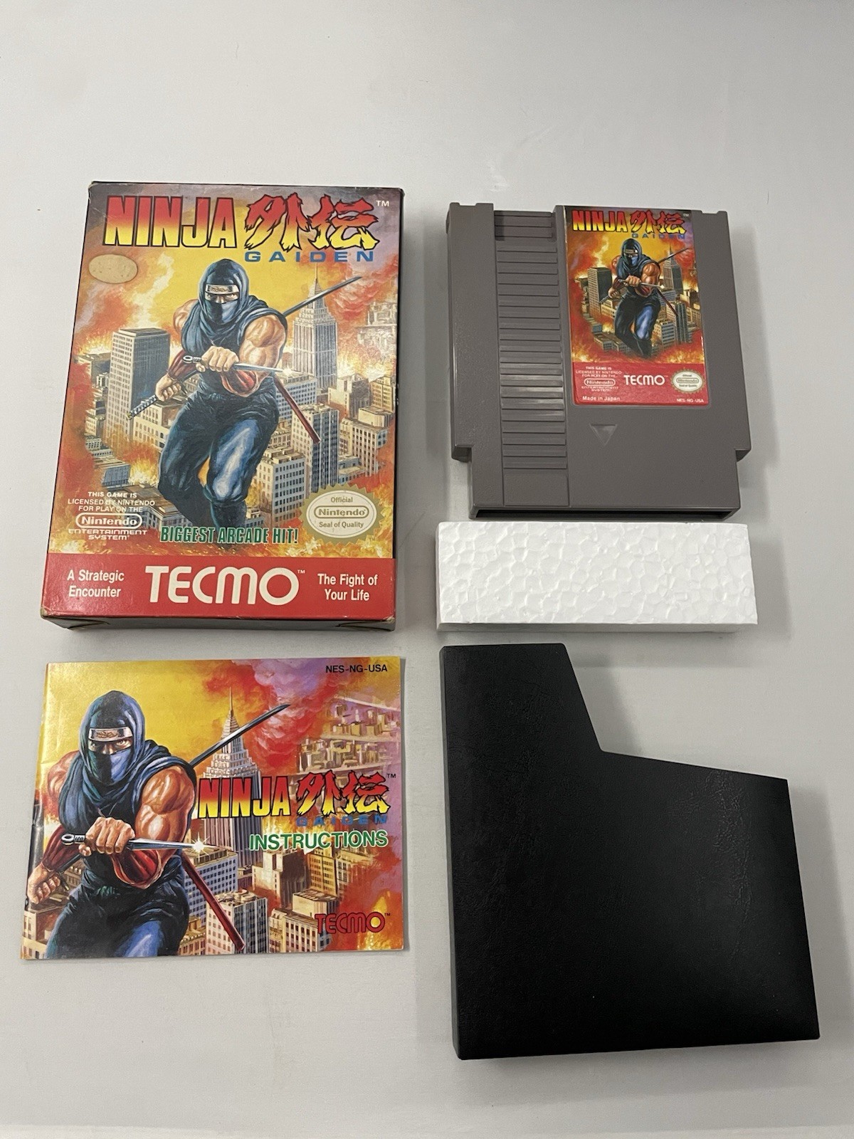 Ninja Gaiden (Nintendo NES, 1989) CIB Complete Tested Works