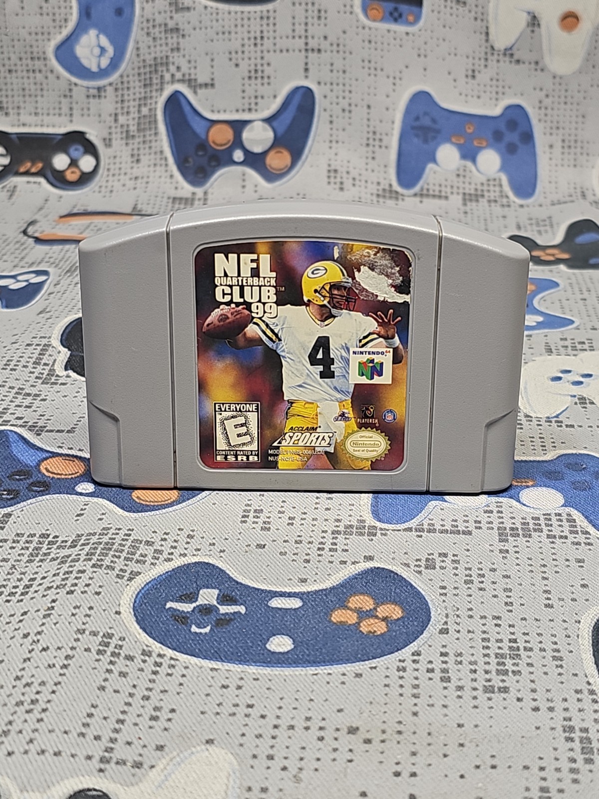 NFL Quarterback Club 99 (Nintendo 64, 1998) CLEANED & TESTED