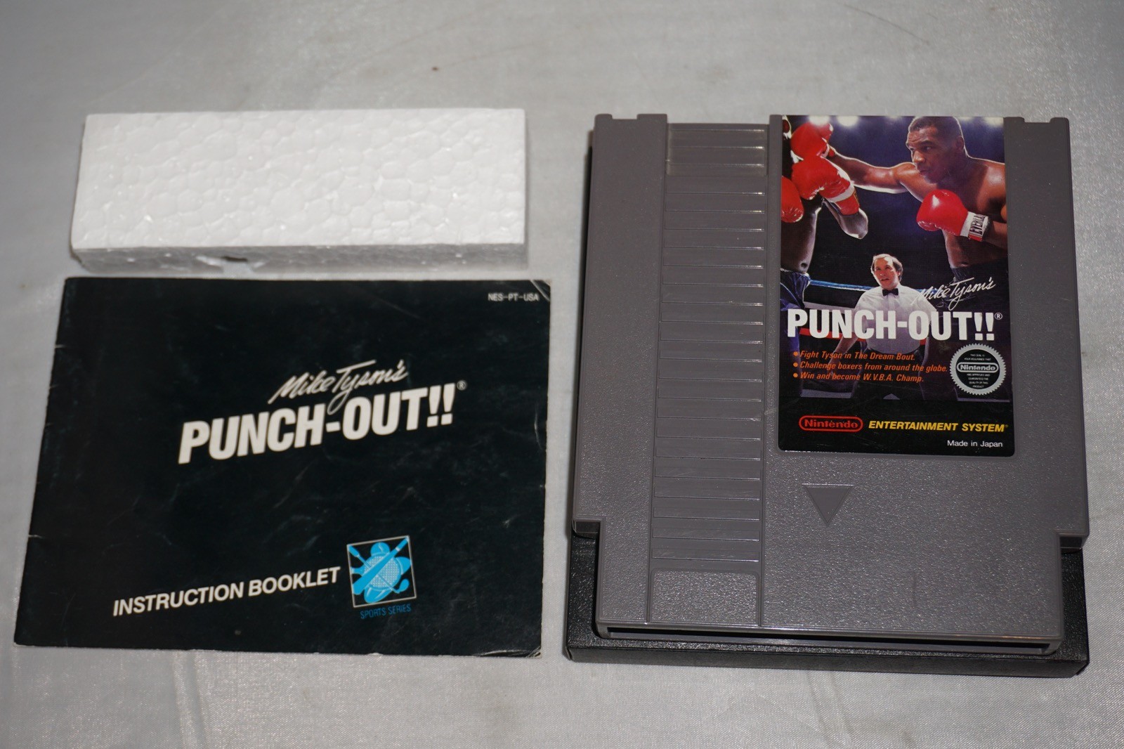 Mike Tyson’s Punch Out (Nintendo NES) Complete in Box CIB