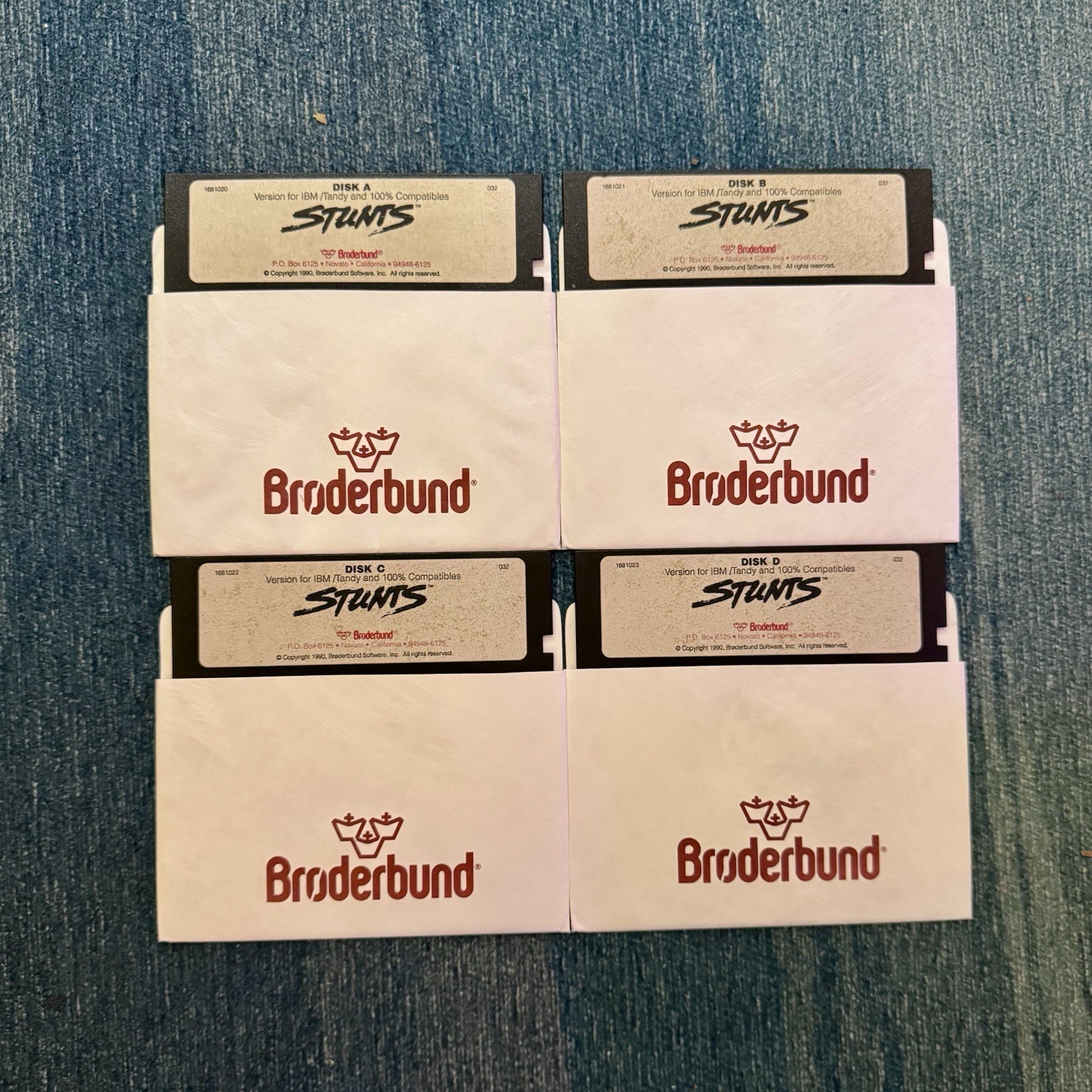 Stunts Brøderbund 1990 Vintage 5.25″ Floppy Disk Set 4-Disk IBM Tandy Vintage