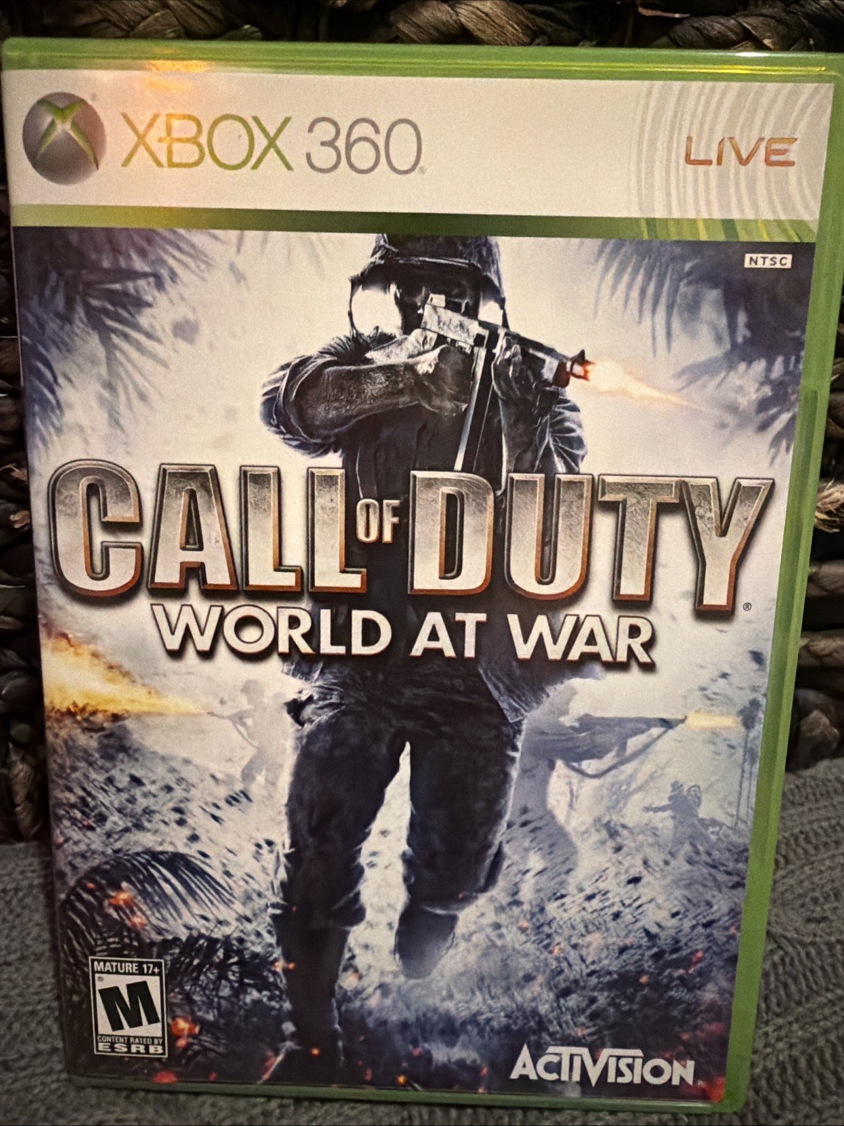 Call of Duty: World at War (Microsoft Xbox 360, 2008) Authentic, Complete CIB