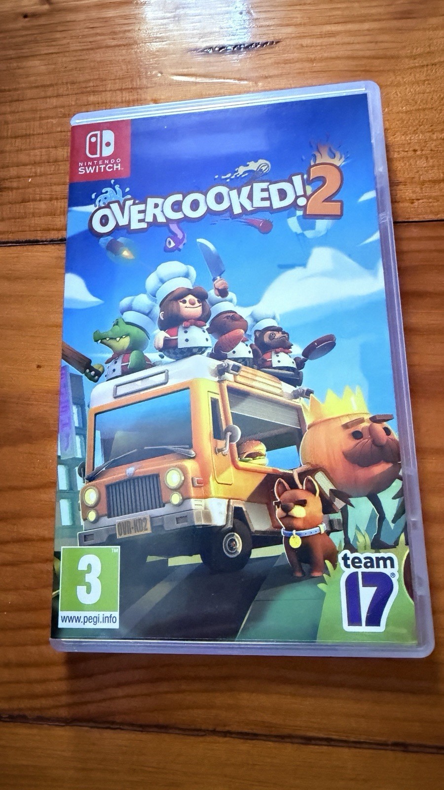 Overcooked! 2 Nintendo Switch Game Card w/ Case Multiplayer Online Brand New