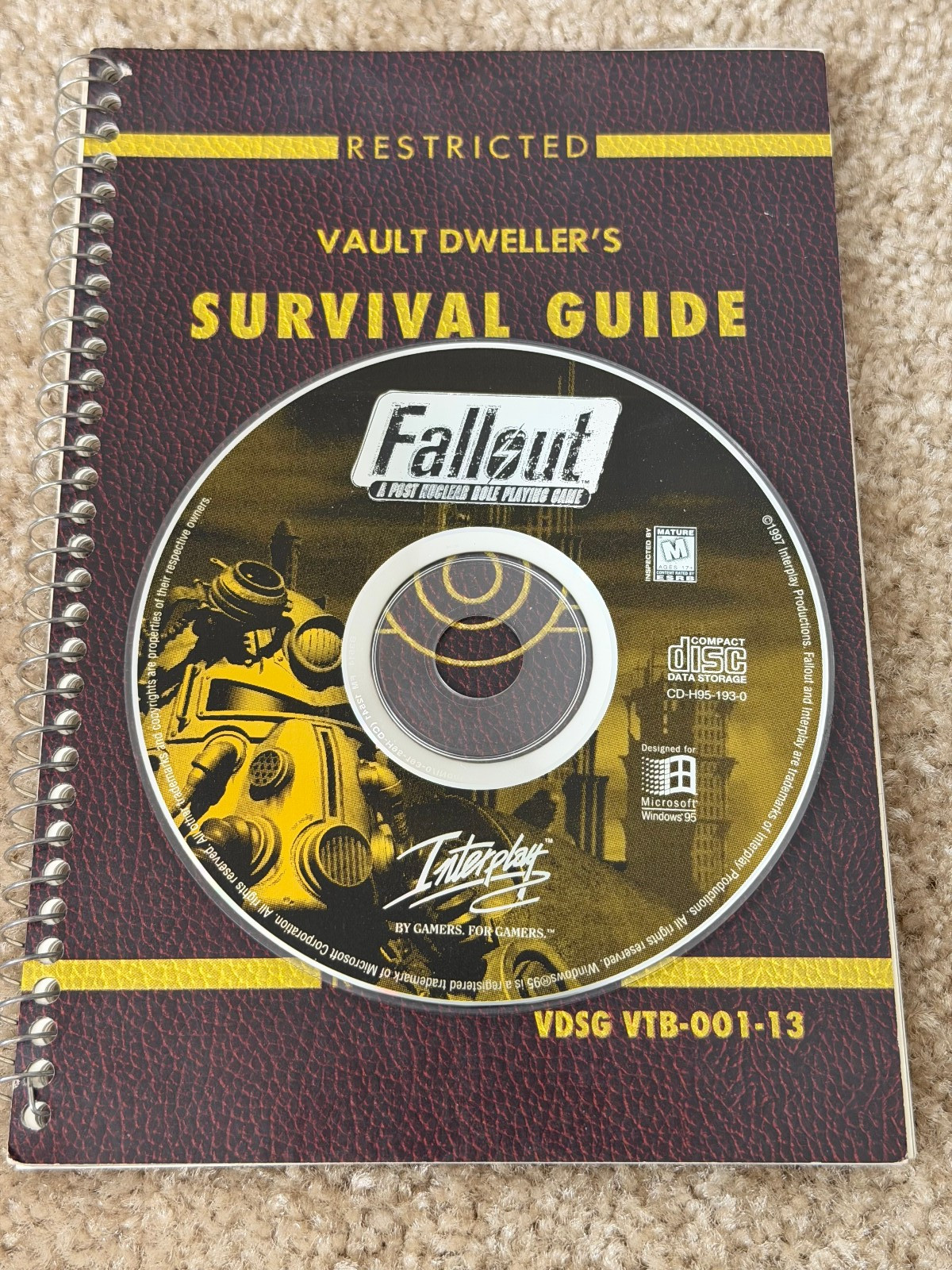 FALLOUT 1 A POST NUCLEAR ROLE PLAYING GAME INTERPLAY 1997 BIG BOX USED