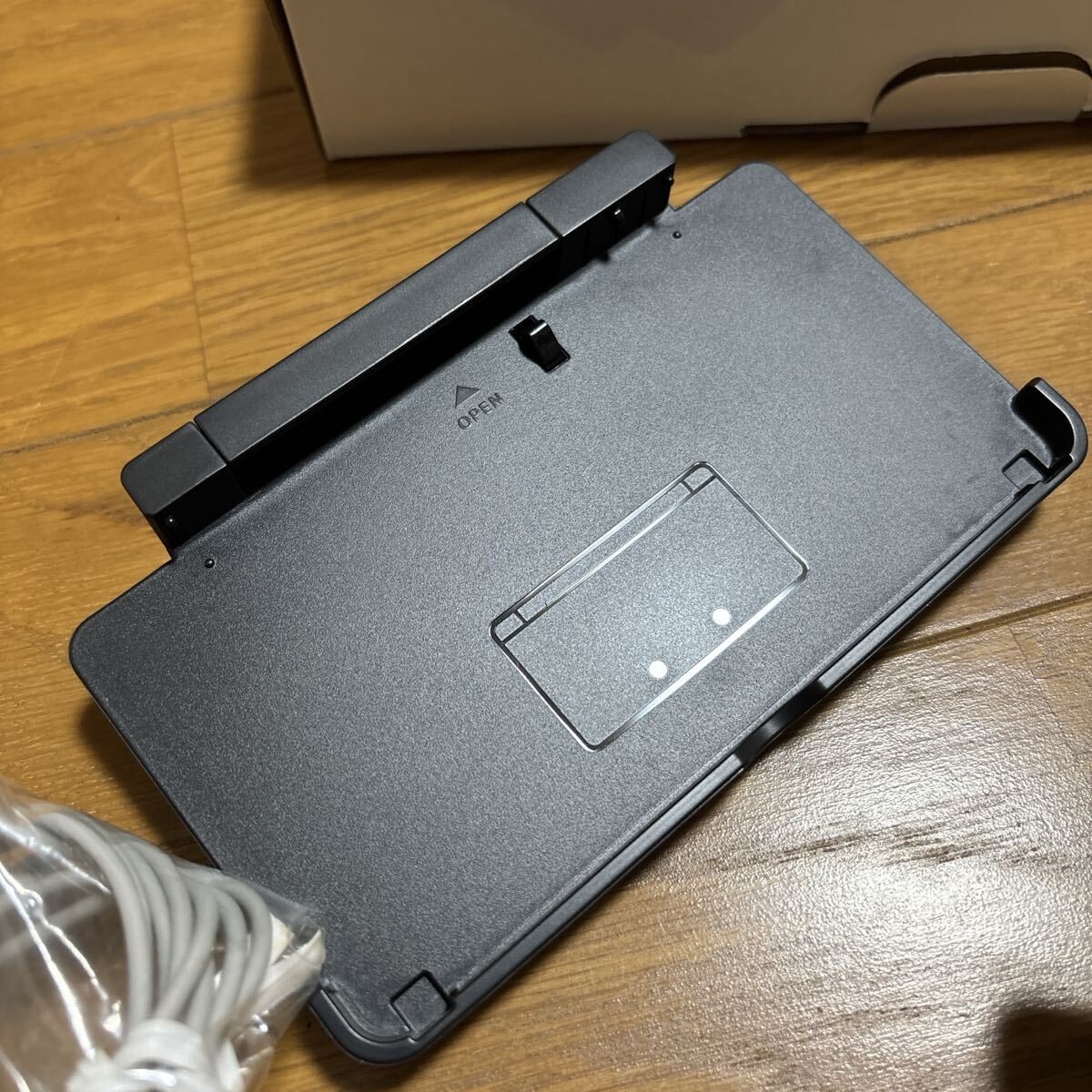 Nintendo 3DS Light Blue Handheld Console With Charger Stylus Manual