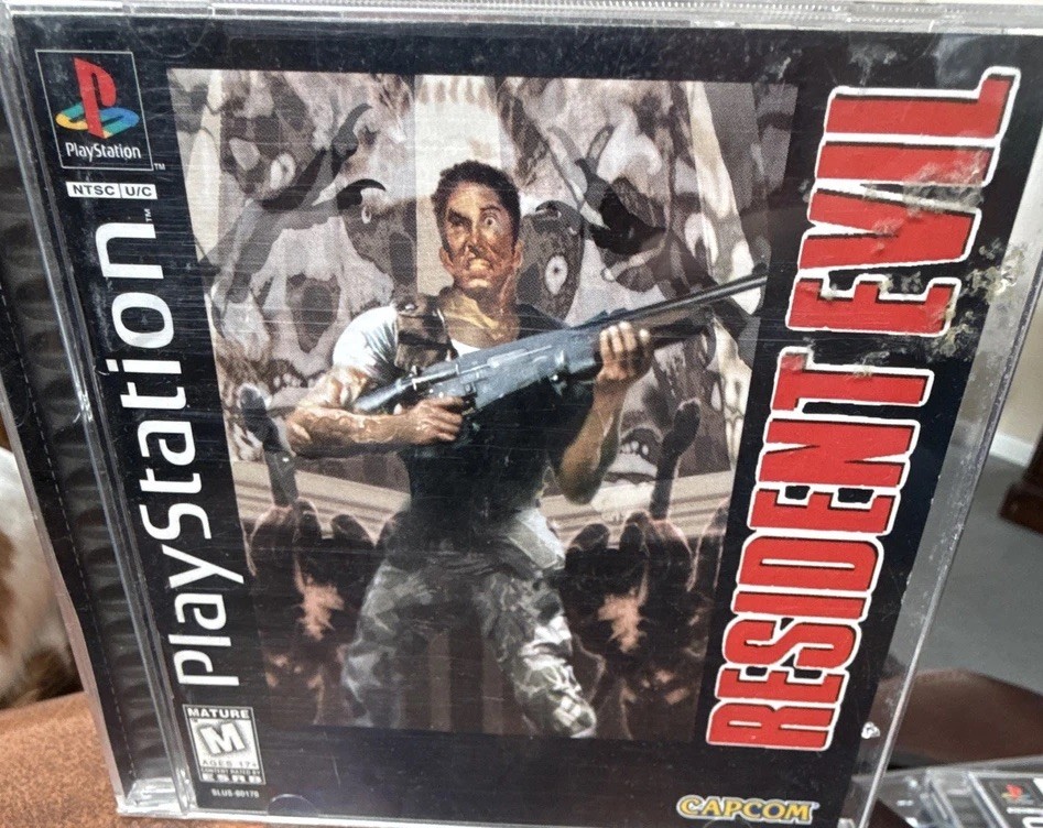 Capcom Resident Evil PS1 w/Manual & registration card M-Mature NTSC-U/C 1996