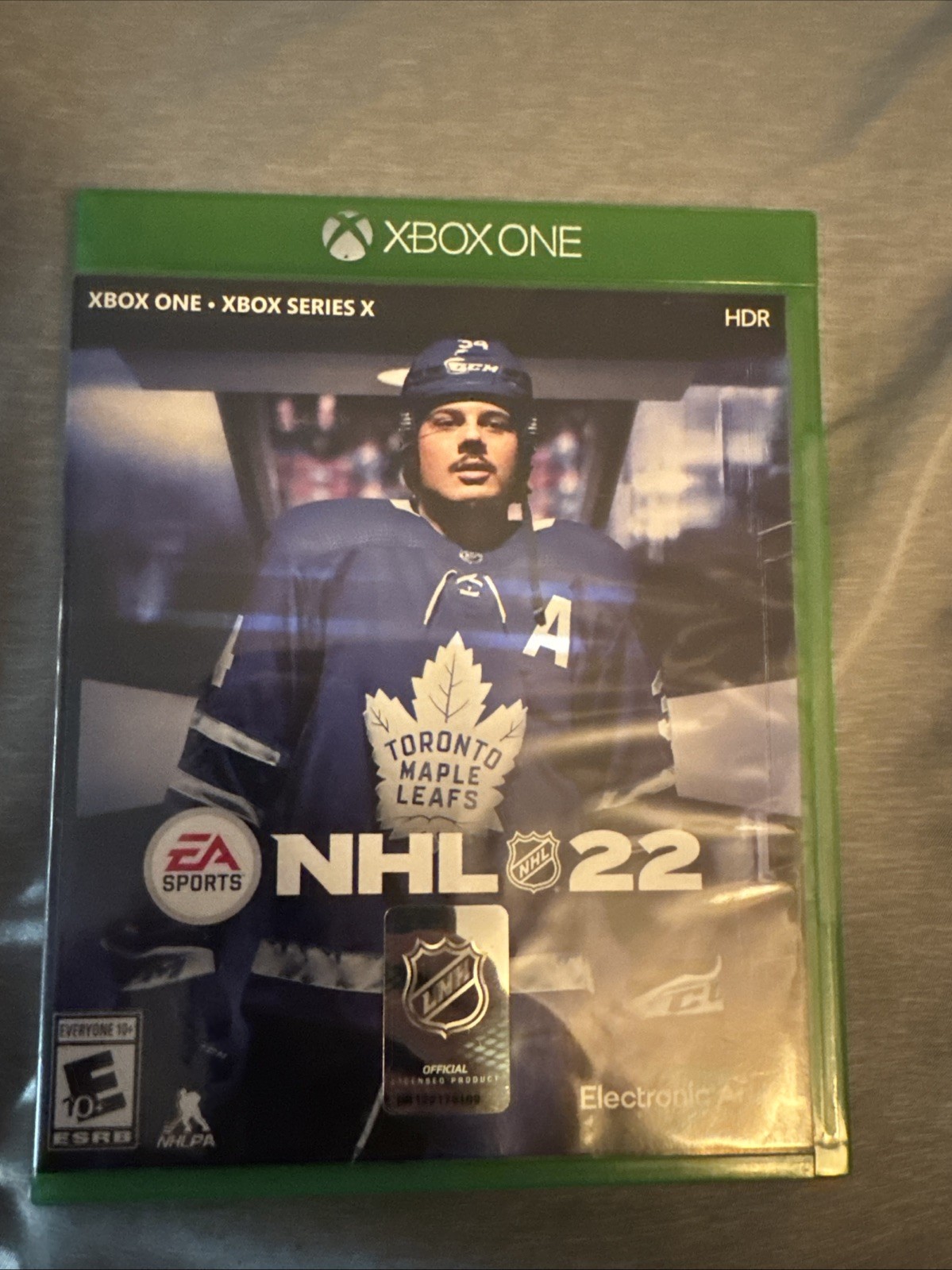 EA SPORTS NHL 22 (NHL Series) E10+ Hockey Sports Game Xbox One Multiplayer