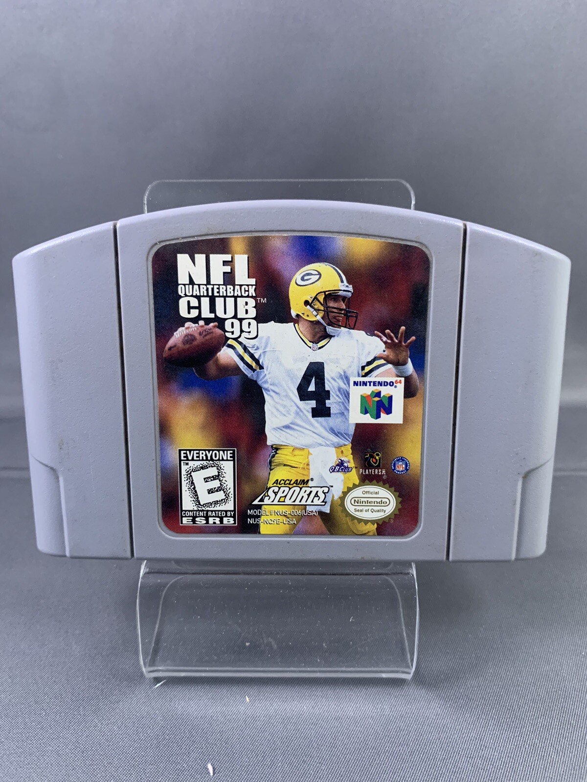 NFL Quarterback Club 99 (Nintendo 64, 1998) Tested Authentic.