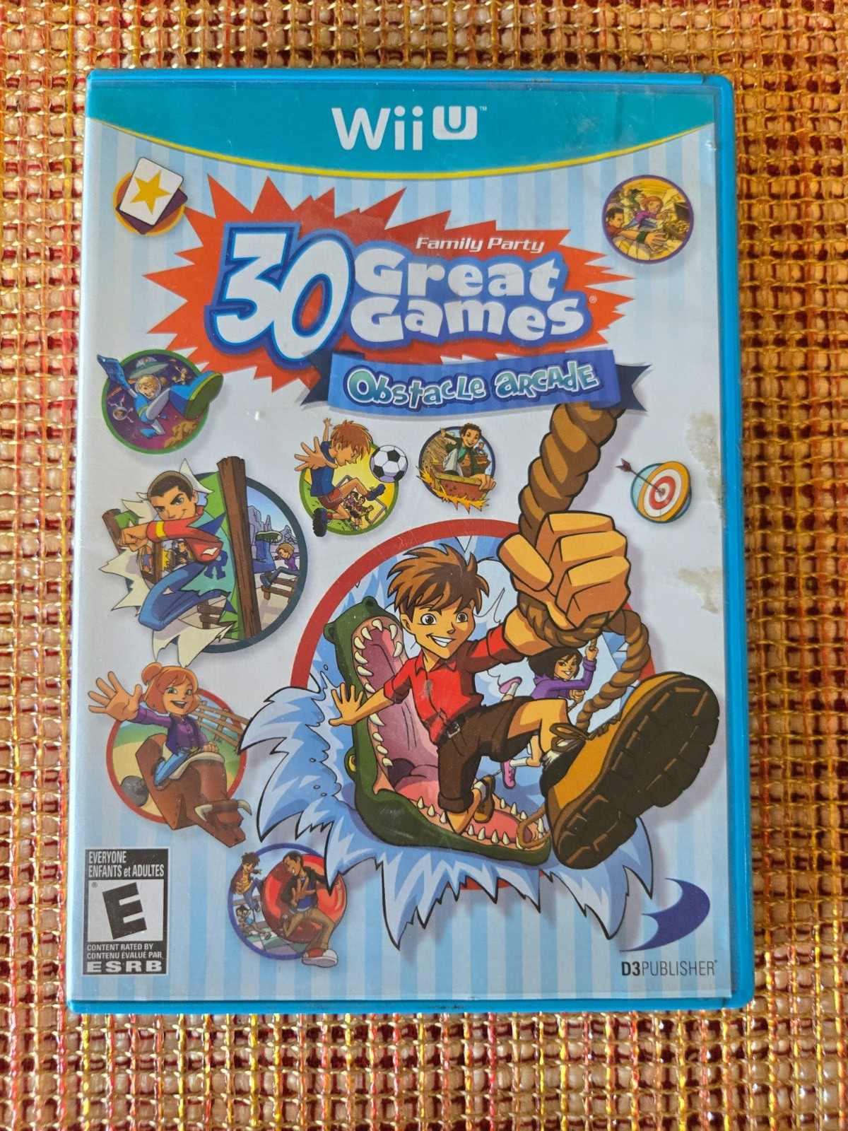 Family Party: 30 Great Games Obstacle Arcade (Nintendo Wii U, 2012) Complete