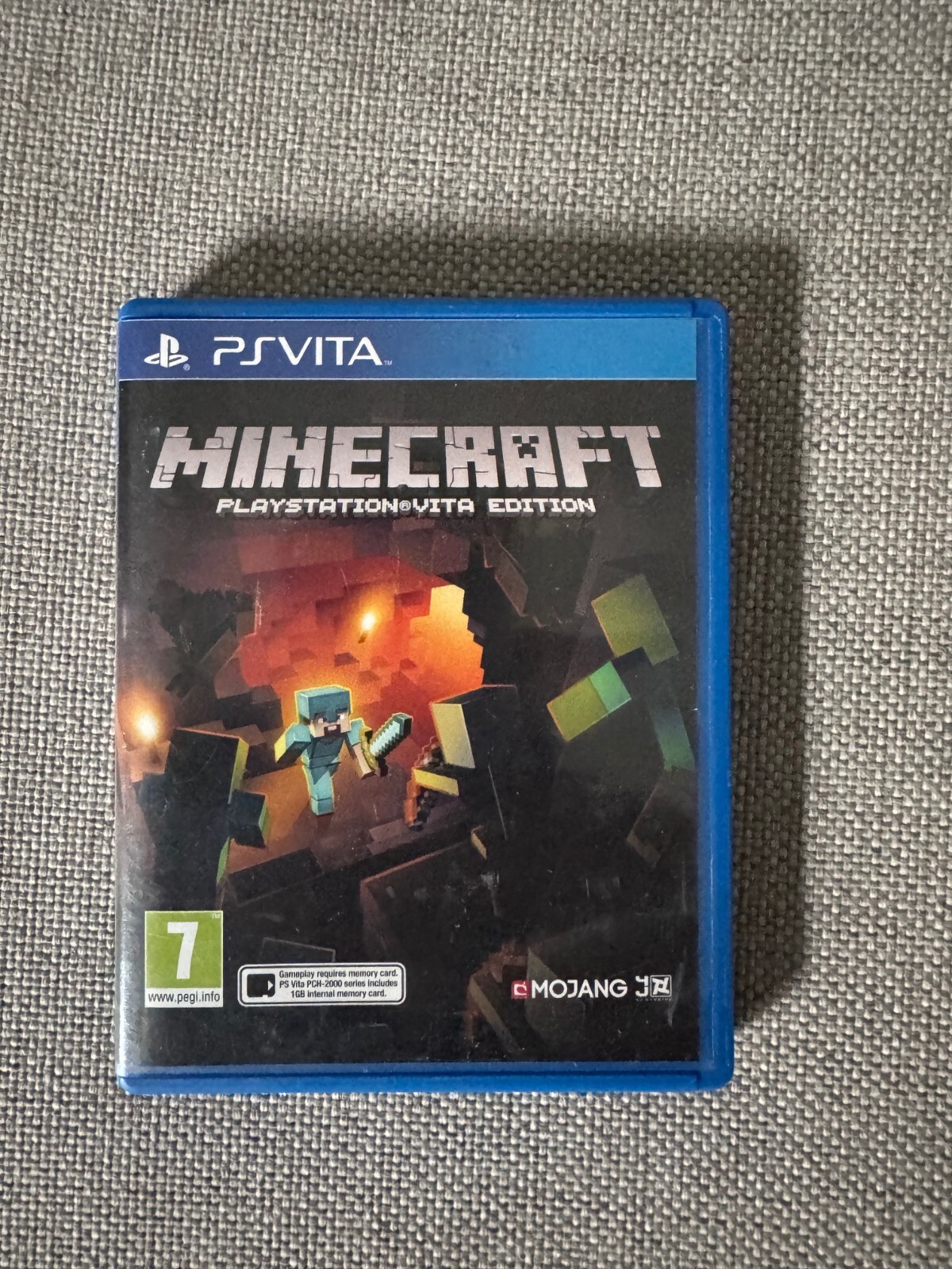 PS VITA MINECRAFT Physical Cart Version Rare REGION FREE (Works On NTSC)
