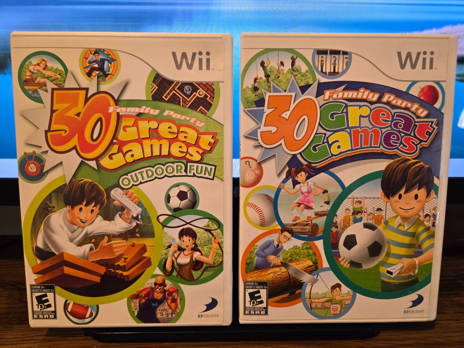 Family Party: 30 Great Games 1 & 2: Outdoor Games (Nintendo Wii Lot) Complete