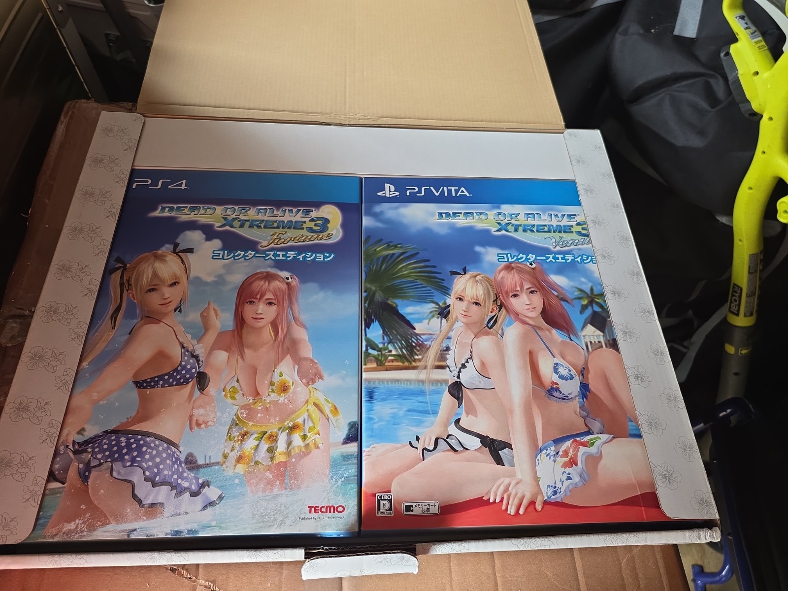 Sony PlayStation 4 DEAD OR ALIVE Xtreme 3 PS4 PSVITA STRONGEST Edition