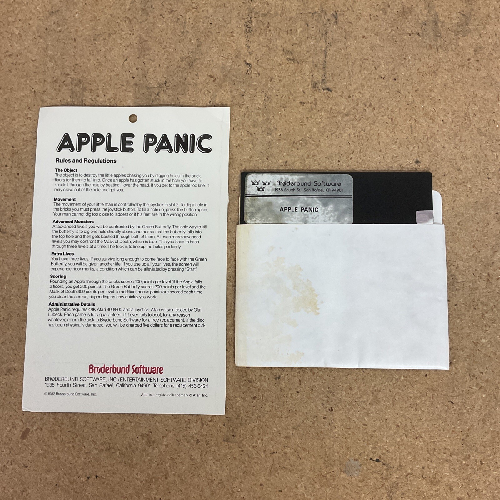 Apple Panic Atari 400/800 Floppy Disk Game Brøderbund Software