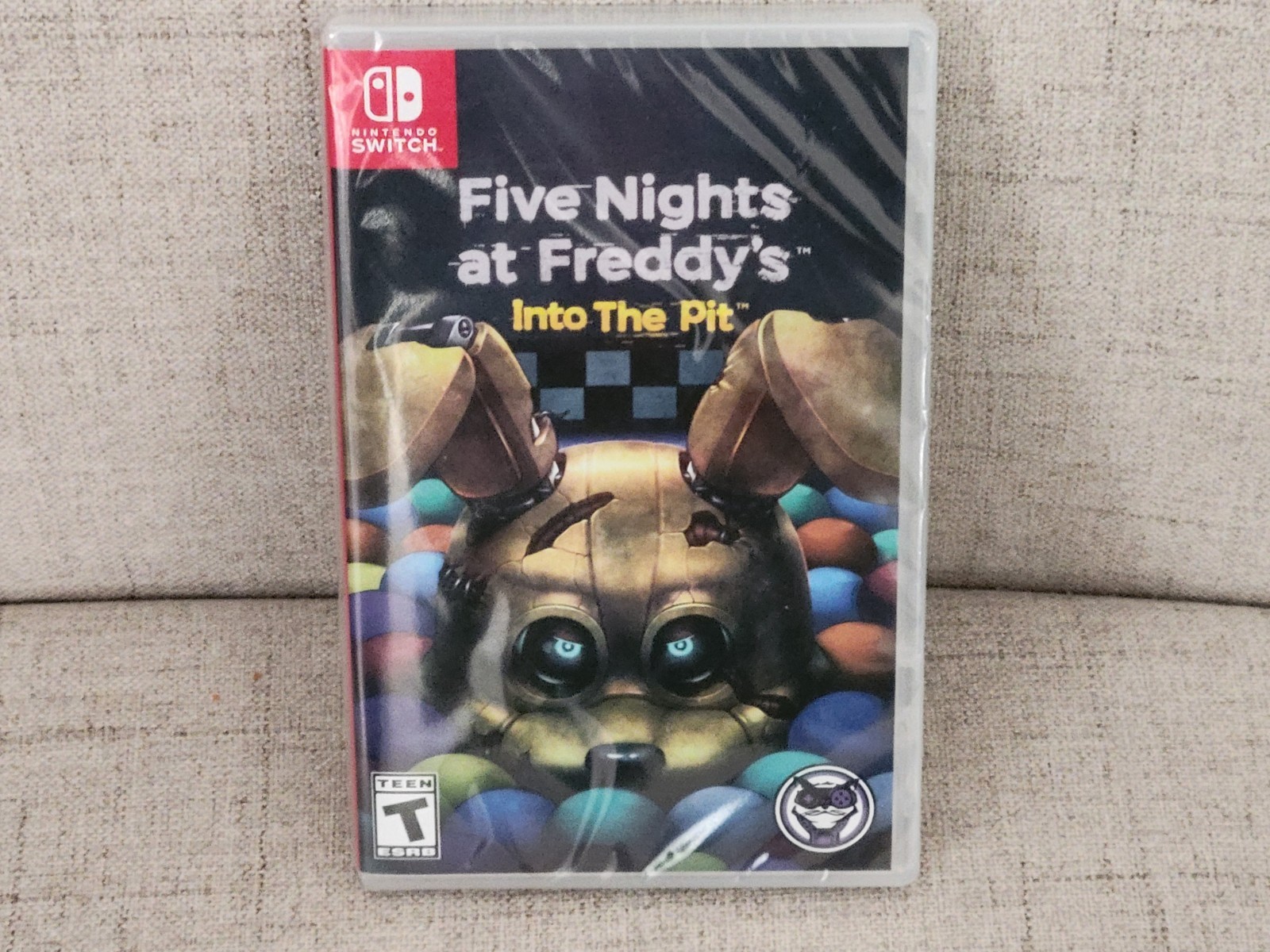Five Nights at Freddy’s: Into the Pit Nintendo Switch, iam8bit Exclusive NewSeal