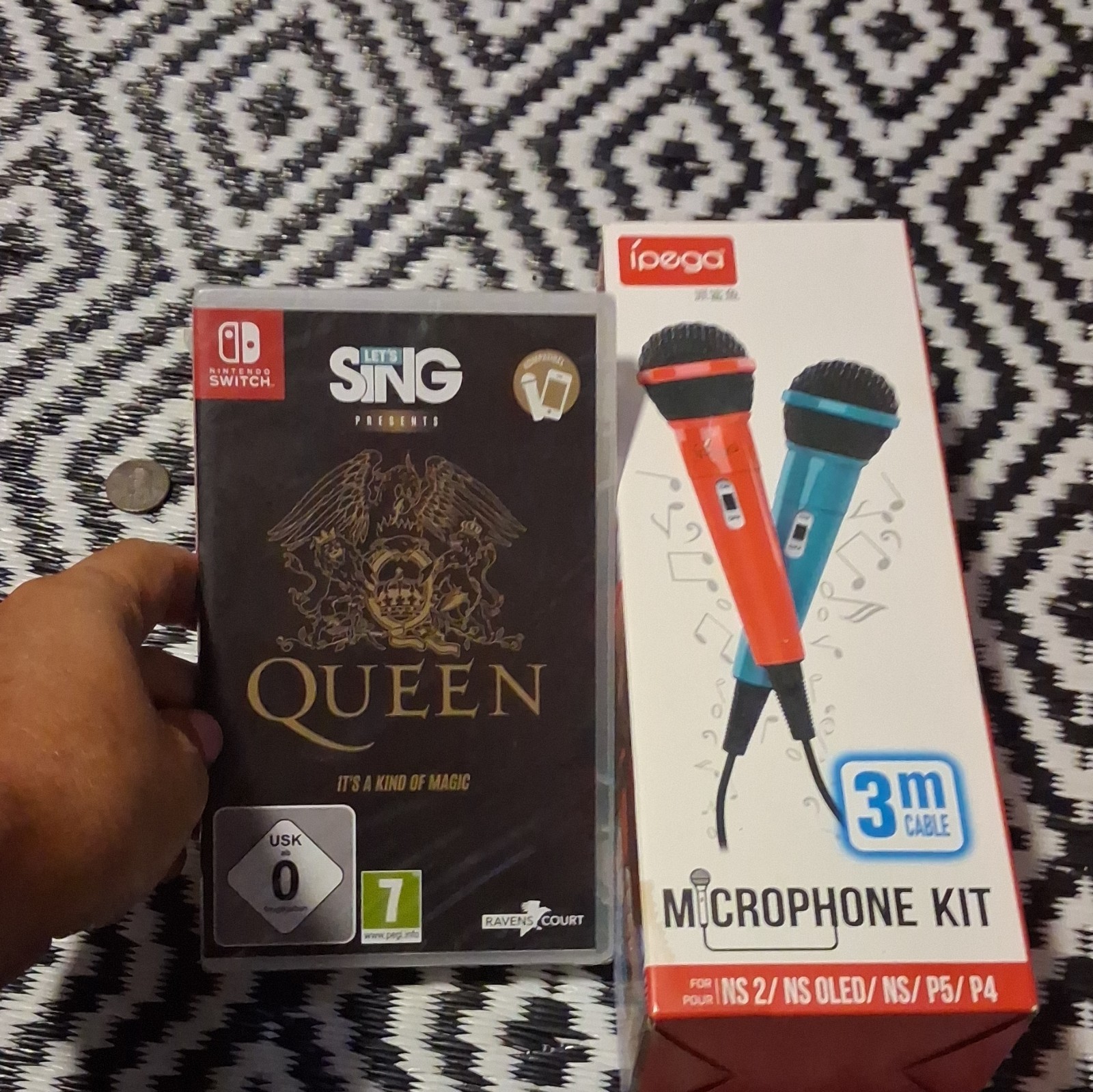 Let’s Sing Presents Queen Switch PAL EU PEGI 7 2020 English + iPega Mic Kit
