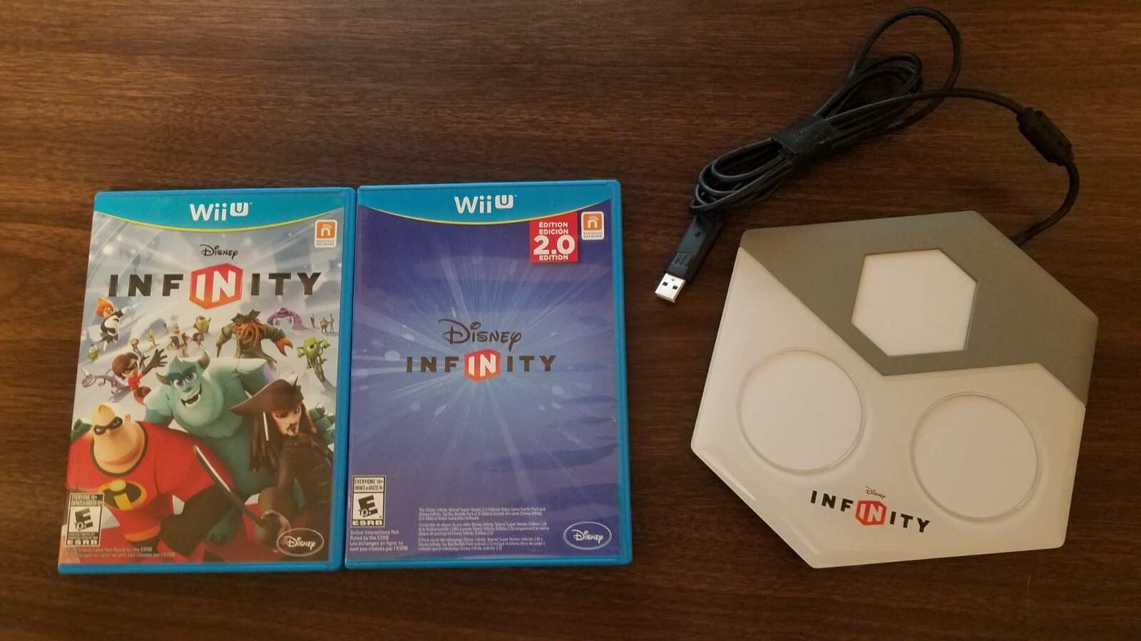 Disney Infinity Bundle Lot 1.0 2.0 & USB Portal Figure Base Nintendo Wii U 2014