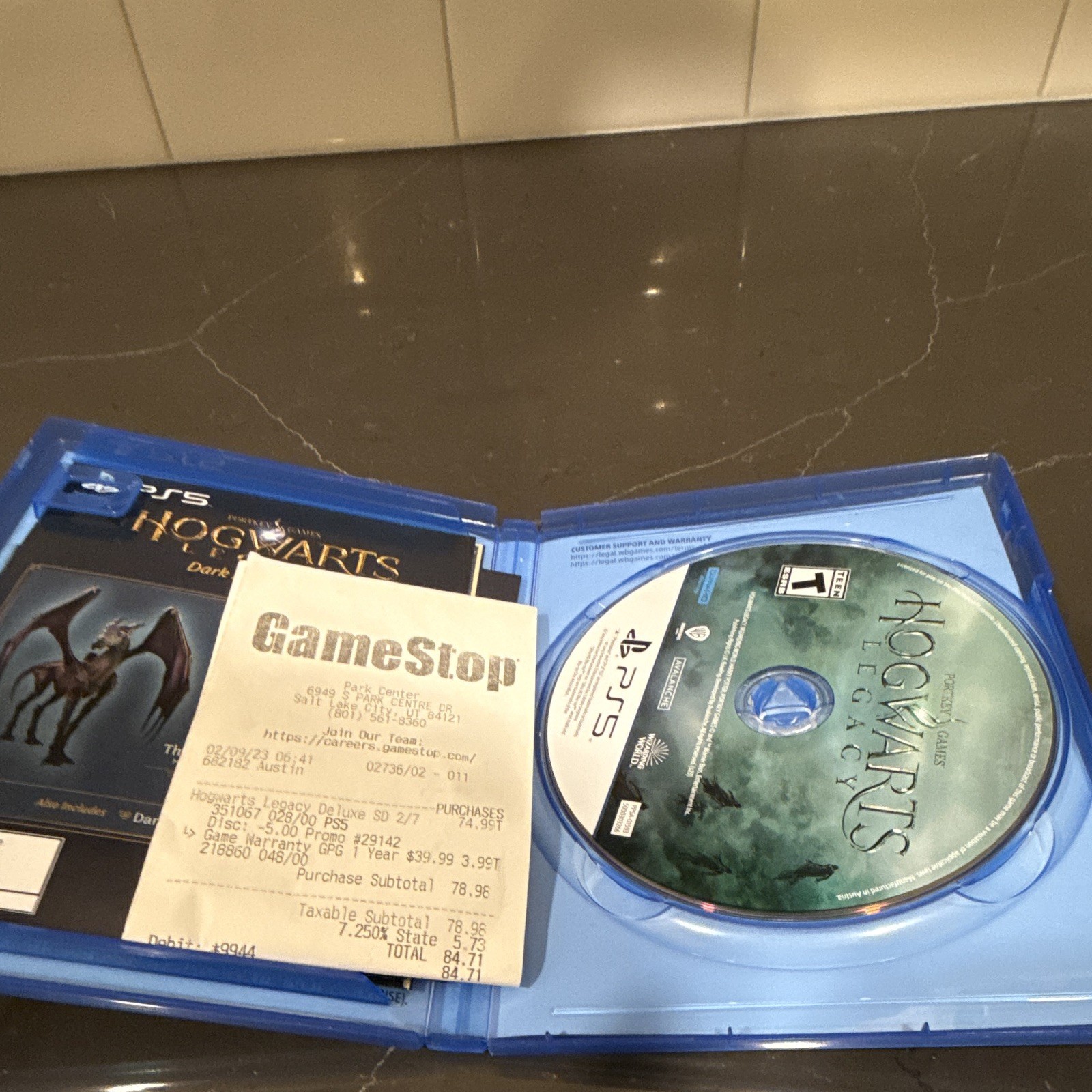 Hogwarts Legacy Deluxe Edition PS5 Game Disc w/ Case, T, NTSC-U/C US/Canada