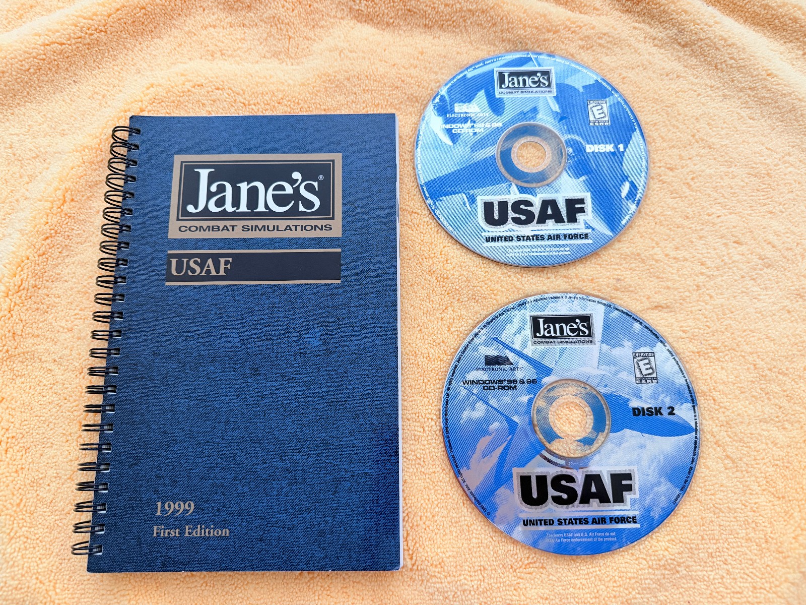 Jane’s Combat Simulations – USAF United States Air Force with Book