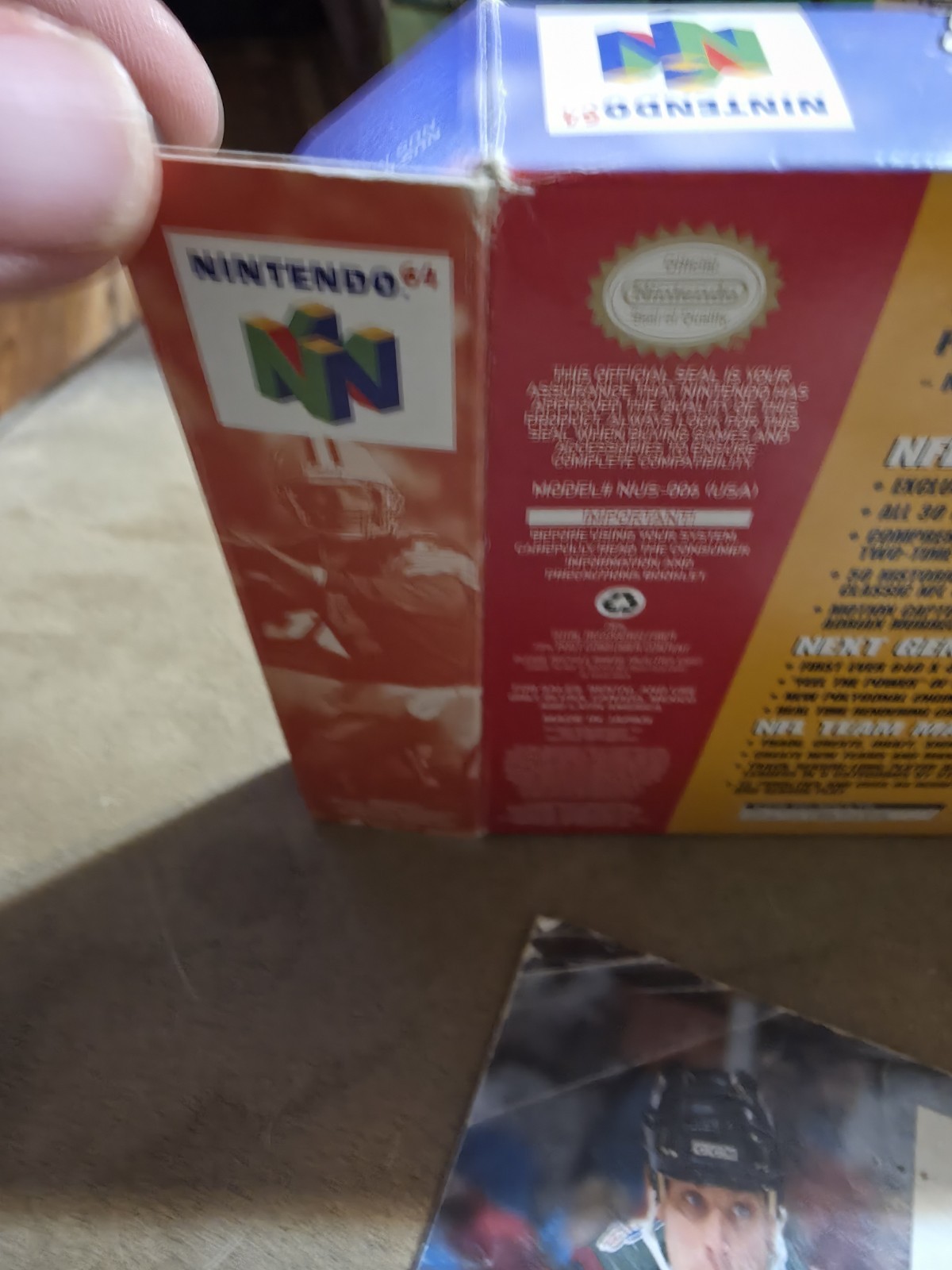 NFL Quarterback Club 98 (Nintendo 64 N64, 1997) CIB Complete Reg Card Poster