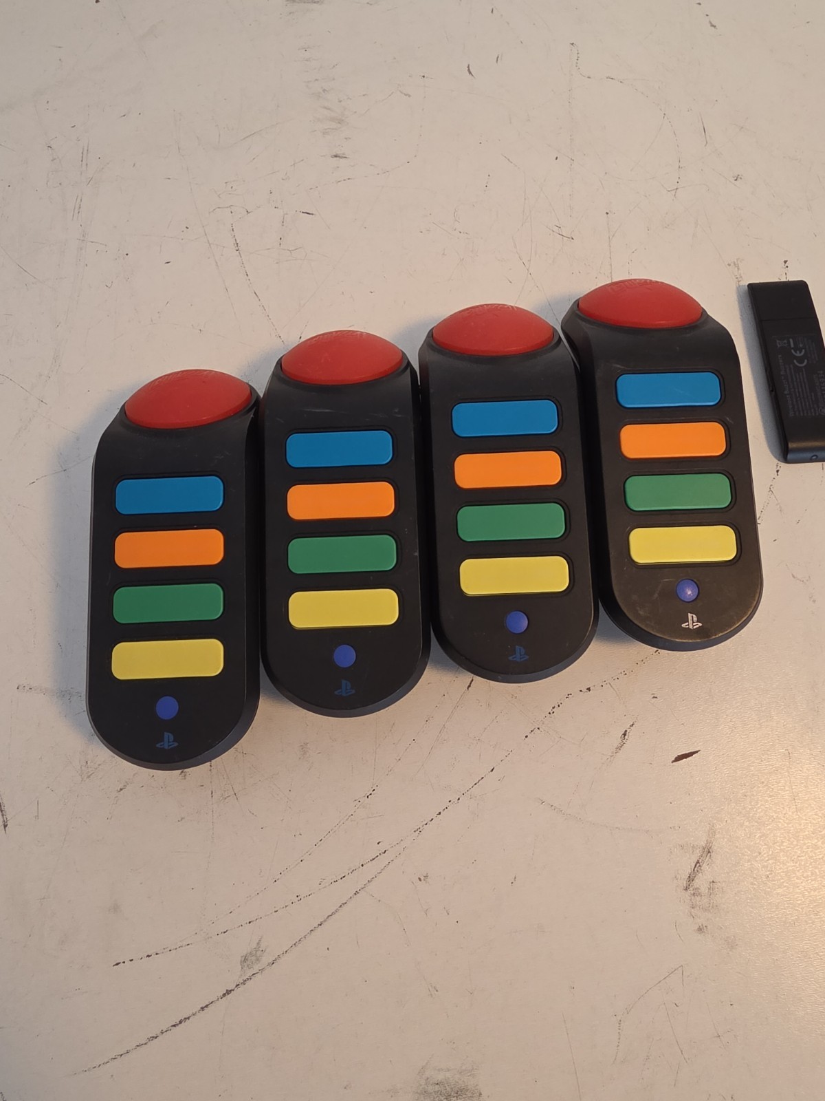 Buzz Quiz TV PS3 Complete w/ Controllers & USB Dongle Tested Working