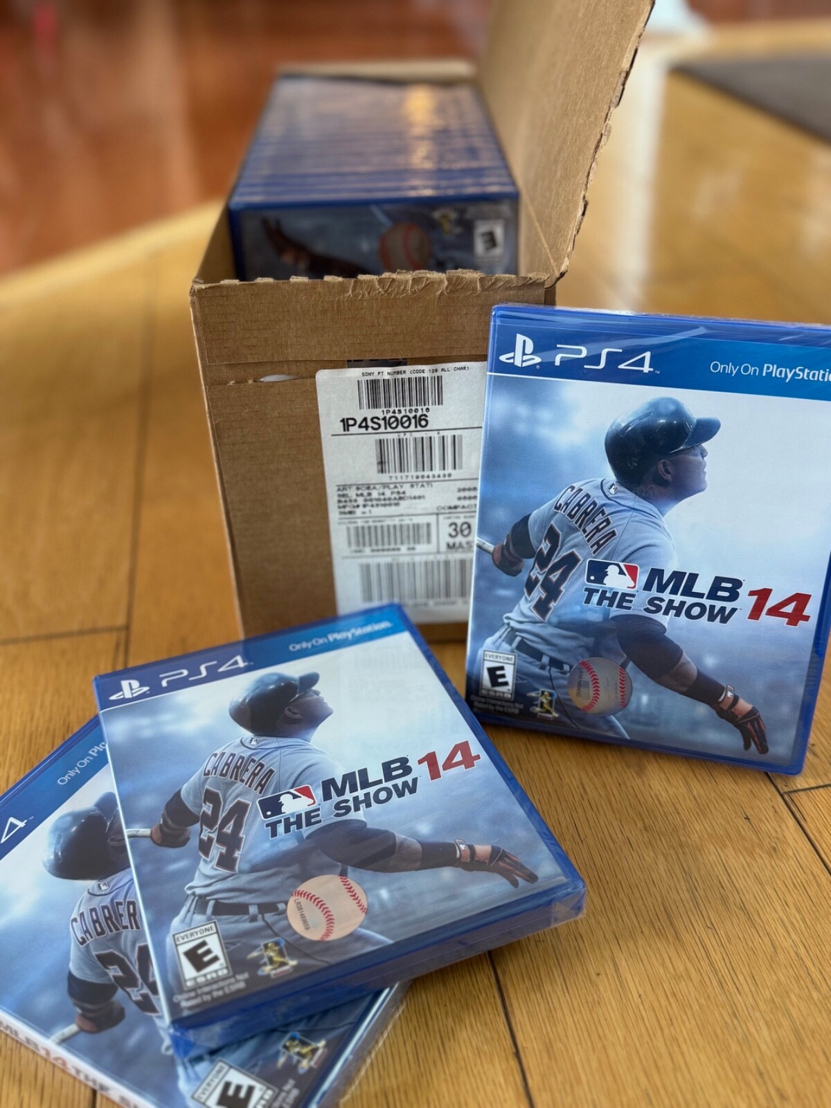 MLB 14 The Show (Sony PlayStation 4, 2014) New Factory Sealed