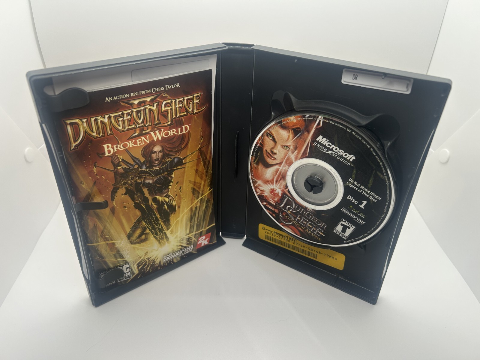 Dungeon Siege II PC 2005 Microsoft Mature Role Playing RPG All Discs