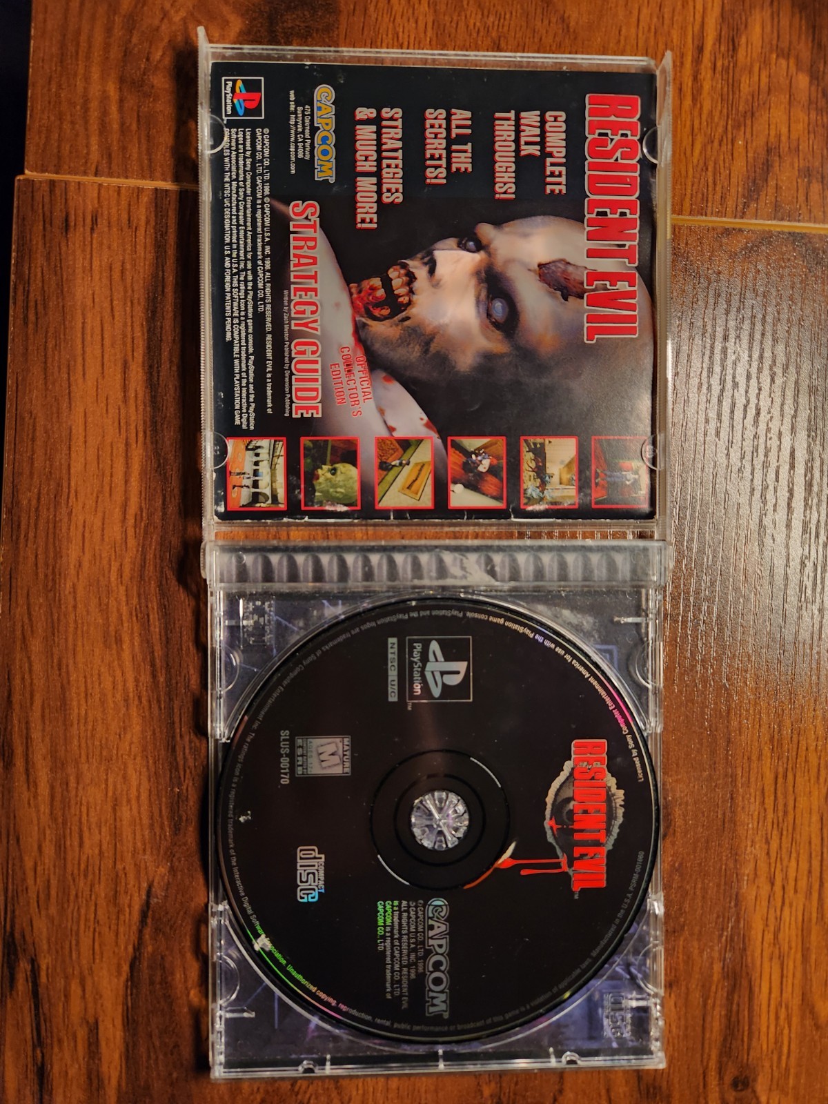 Resident Evil (Sony PlayStation 1, 1996) Complete
