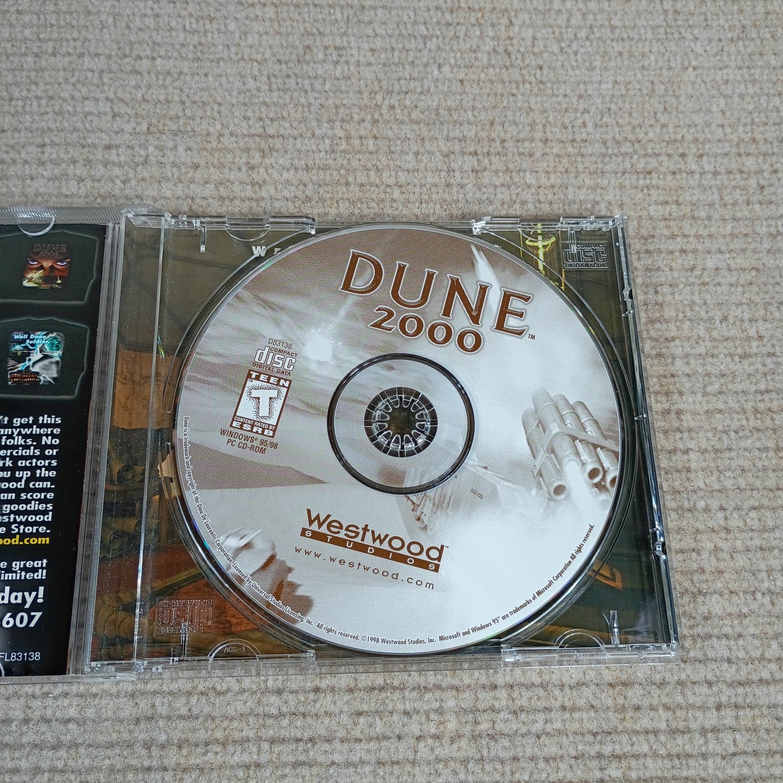 DUNE 2000 PC CD-ROM Windows 95 98 Westwood Studios RTS Game w/ Manual