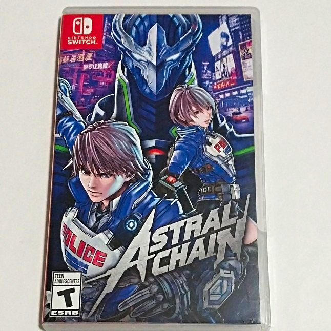 Astral Chain (Nintendo Switch) w/ Case