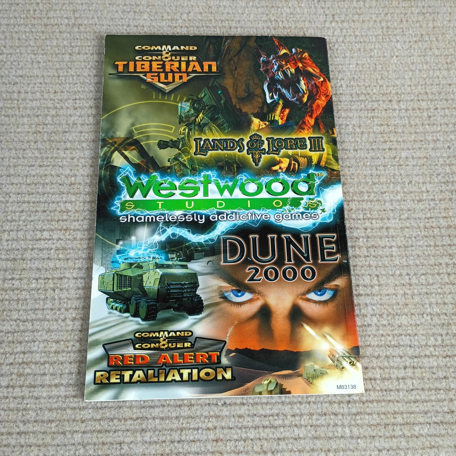 DUNE 2000 PC CD-ROM Windows 95 98 Westwood Studios RTS Game w/ Manual